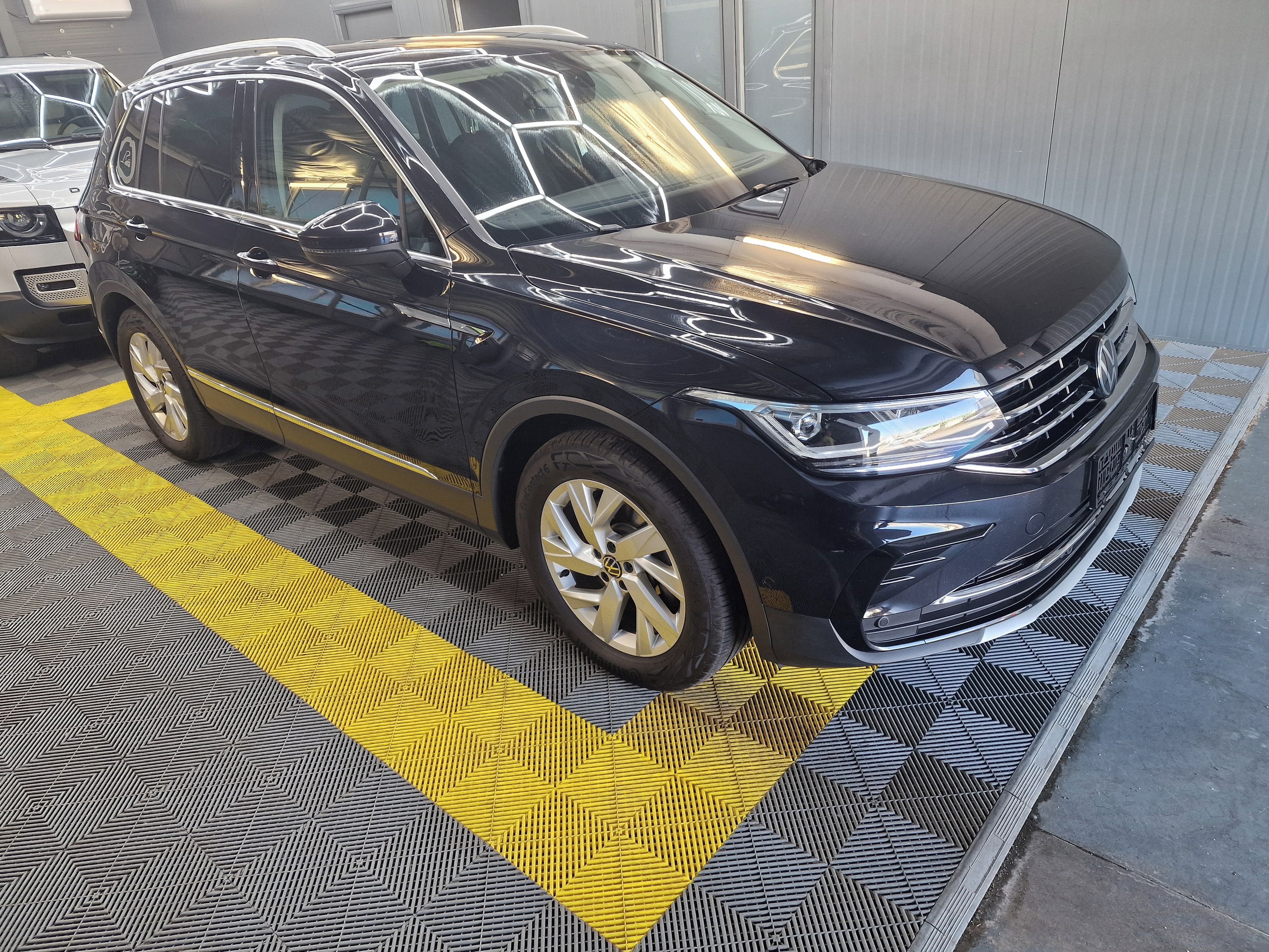 Volkswagen Tiguan, 2liter 147kw 4x4 - fotka 4