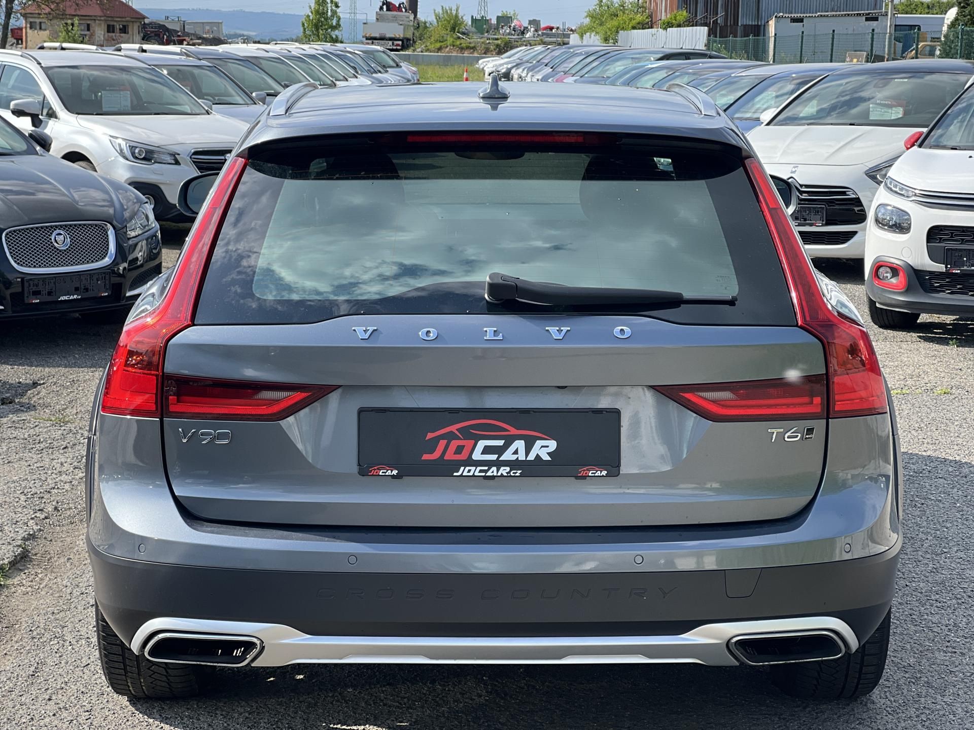 Volvo V90, T6 235kw AWD CROSS COUNTRY - fotka 6