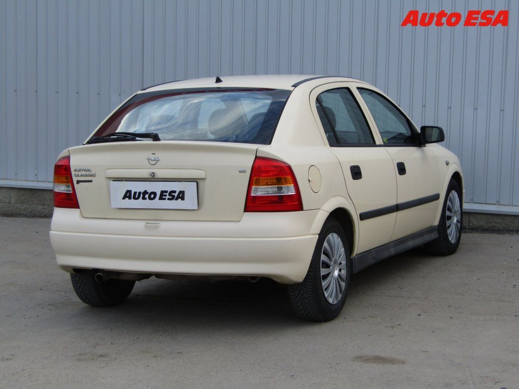 Opel Astra, 1.6i,AC,zmk.řazení - fotka 4