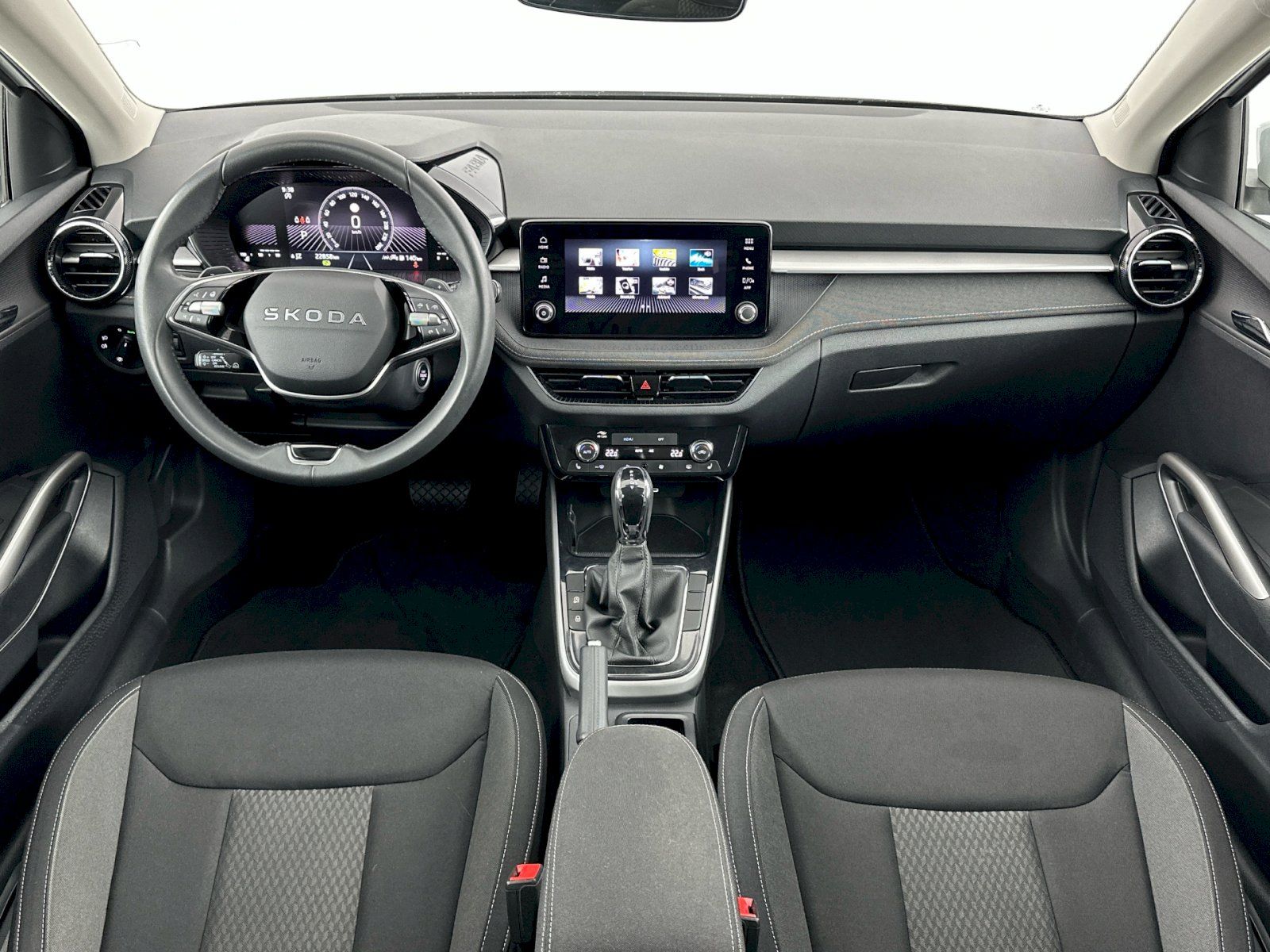 Škoda Fabia, DSG 1.0TSI 85kW Top Selection - fotka 5