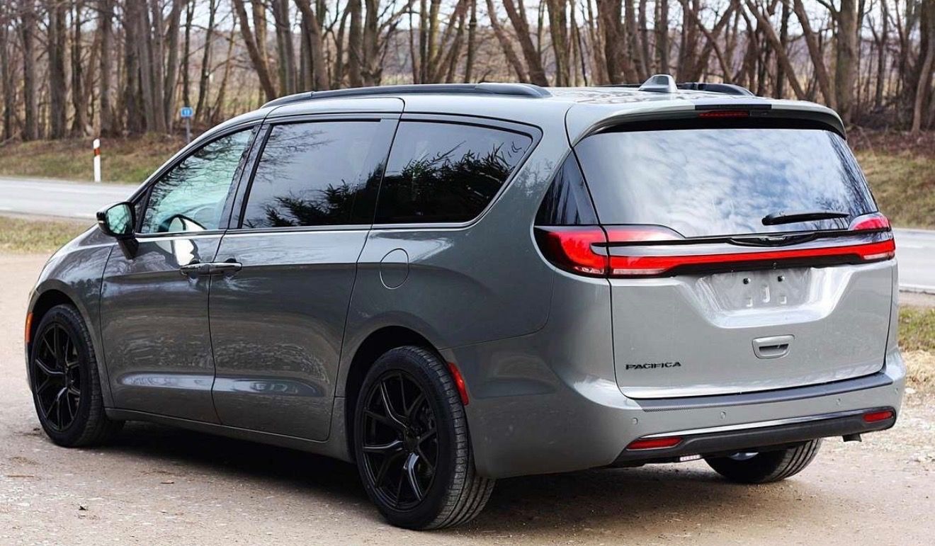 Chrysler Pacifica, 3.6L Touring L - fotka 5