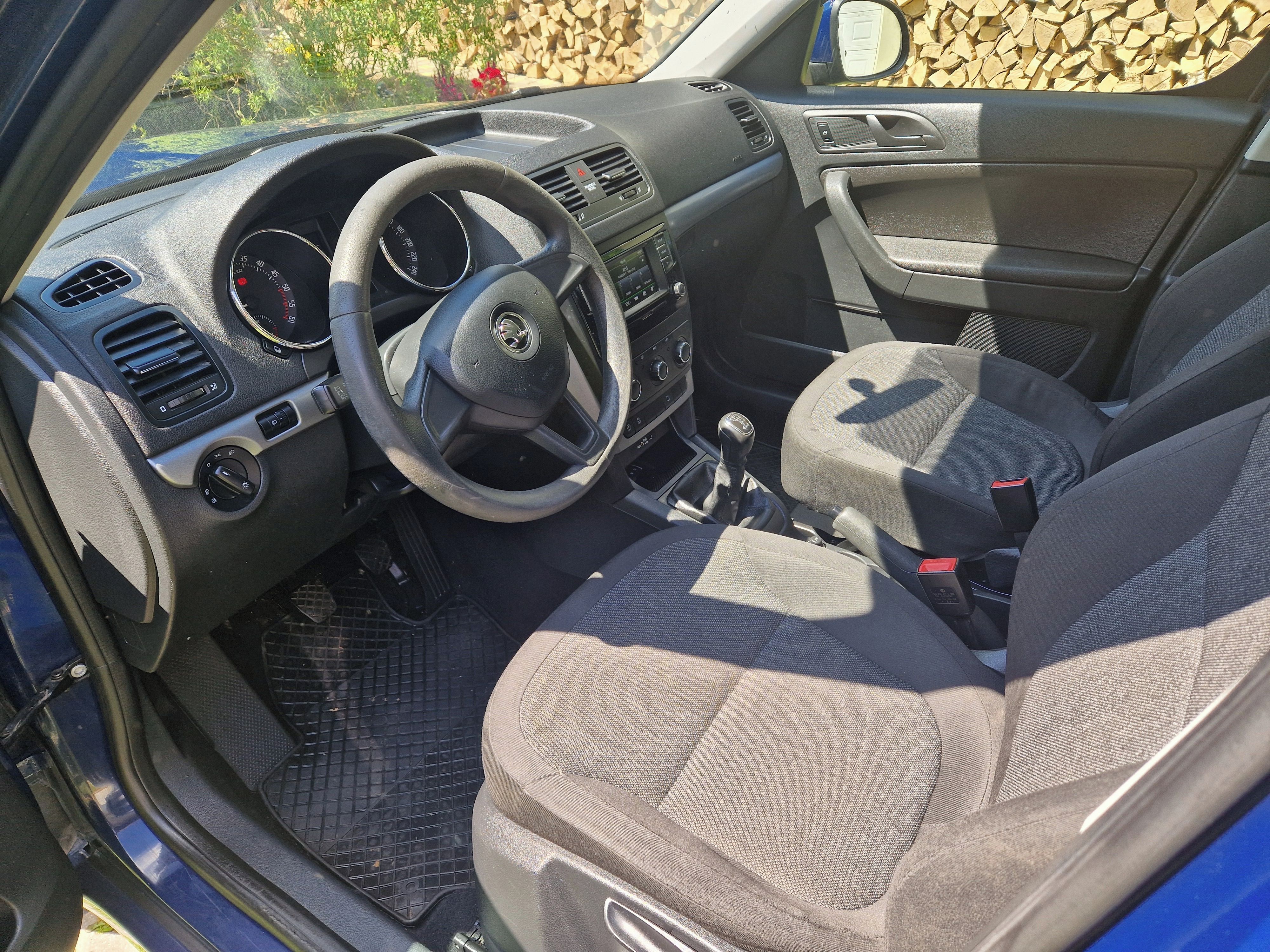 Škoda Yeti, 2.0TDI 81 Kw, 4x4, ČR - fotka 5