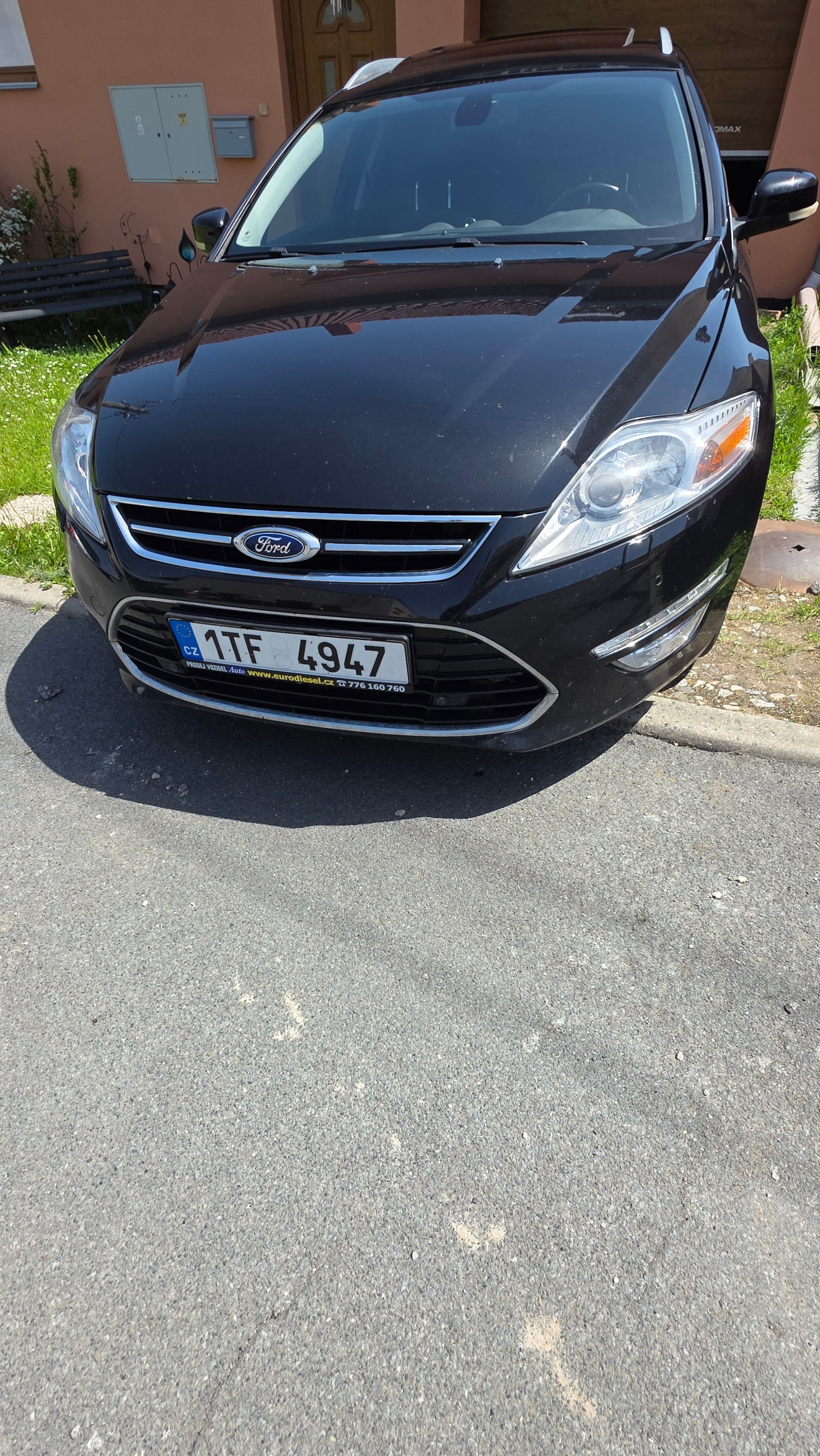 Ford Mondeo - fotka 4