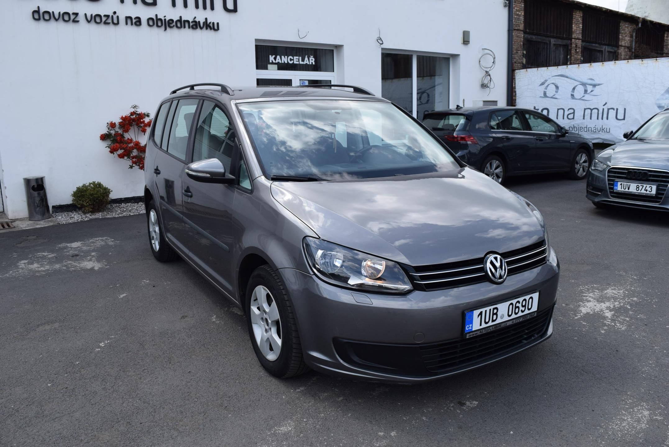 Volkswagen Touran, 1.6TDI 77kw TRENDLINE BMT NAV - fotka 5
