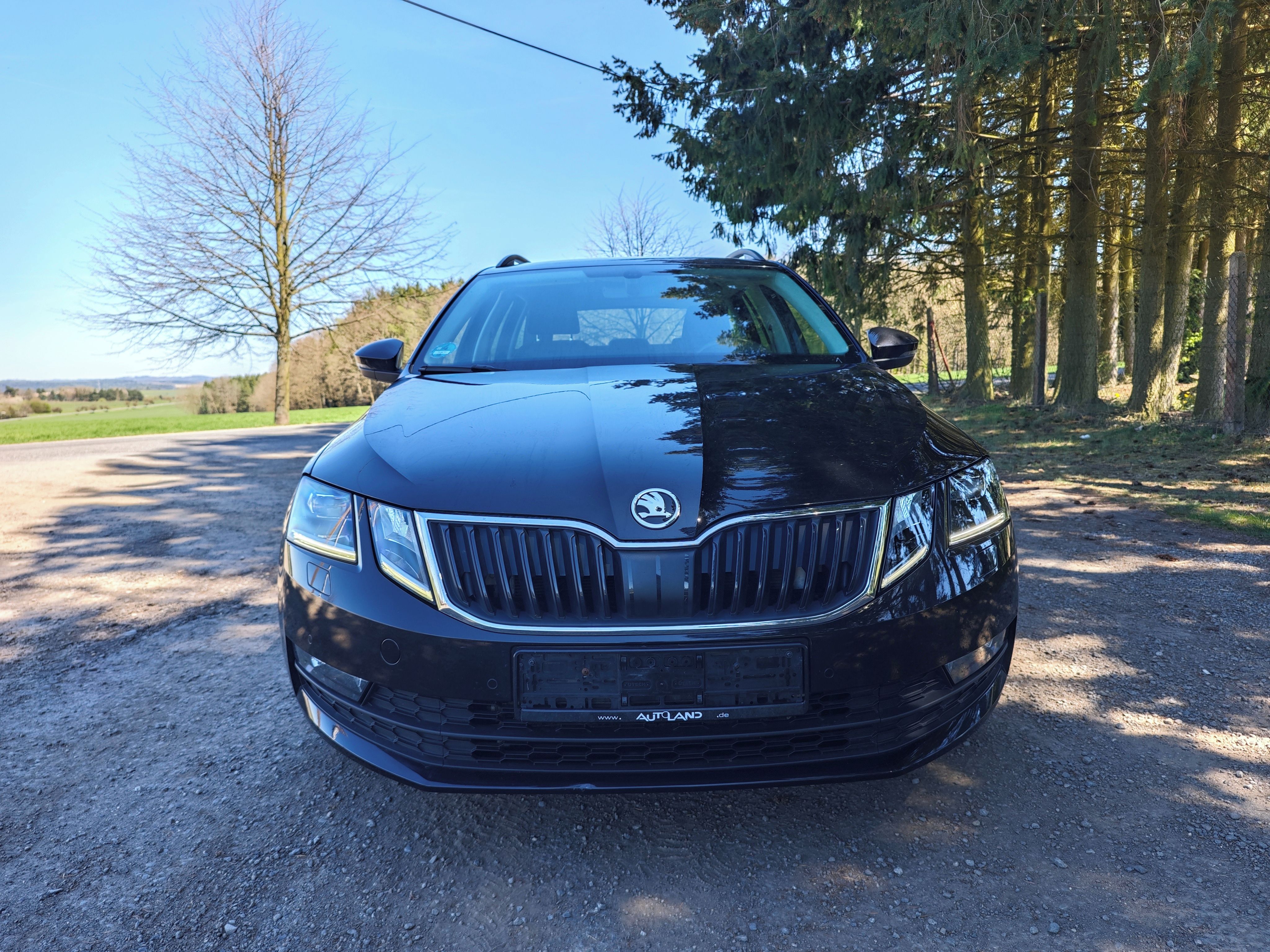 Škoda Octavia, Combi 2.0tdi full LED - fotka 5