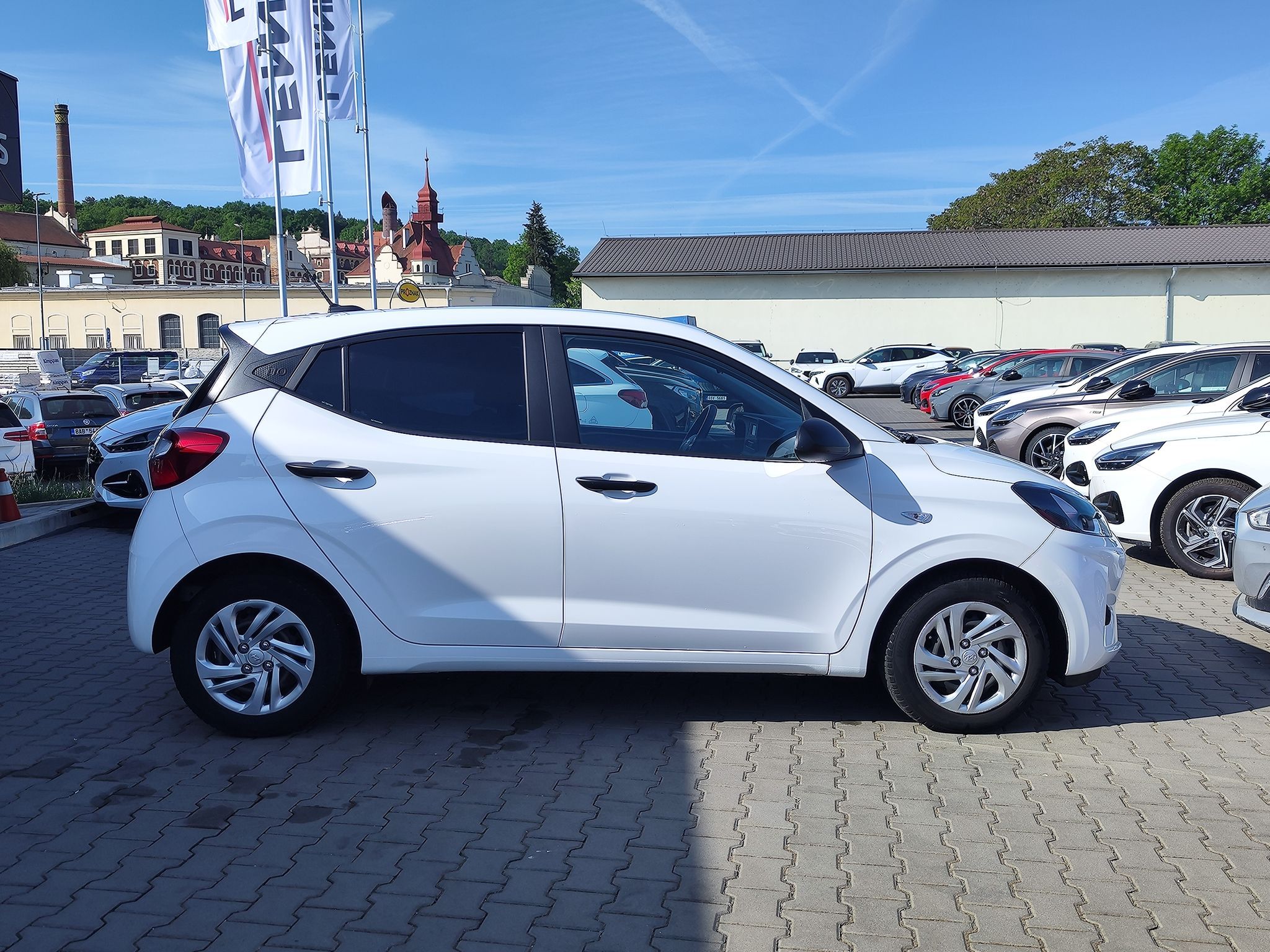 Hyundai i10, 1.0i/49kW Comfort AMT - fotka 4