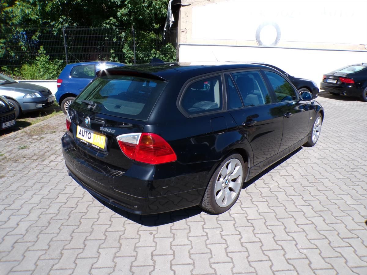 BMW Řada 3, 2,0   320D - fotka 5