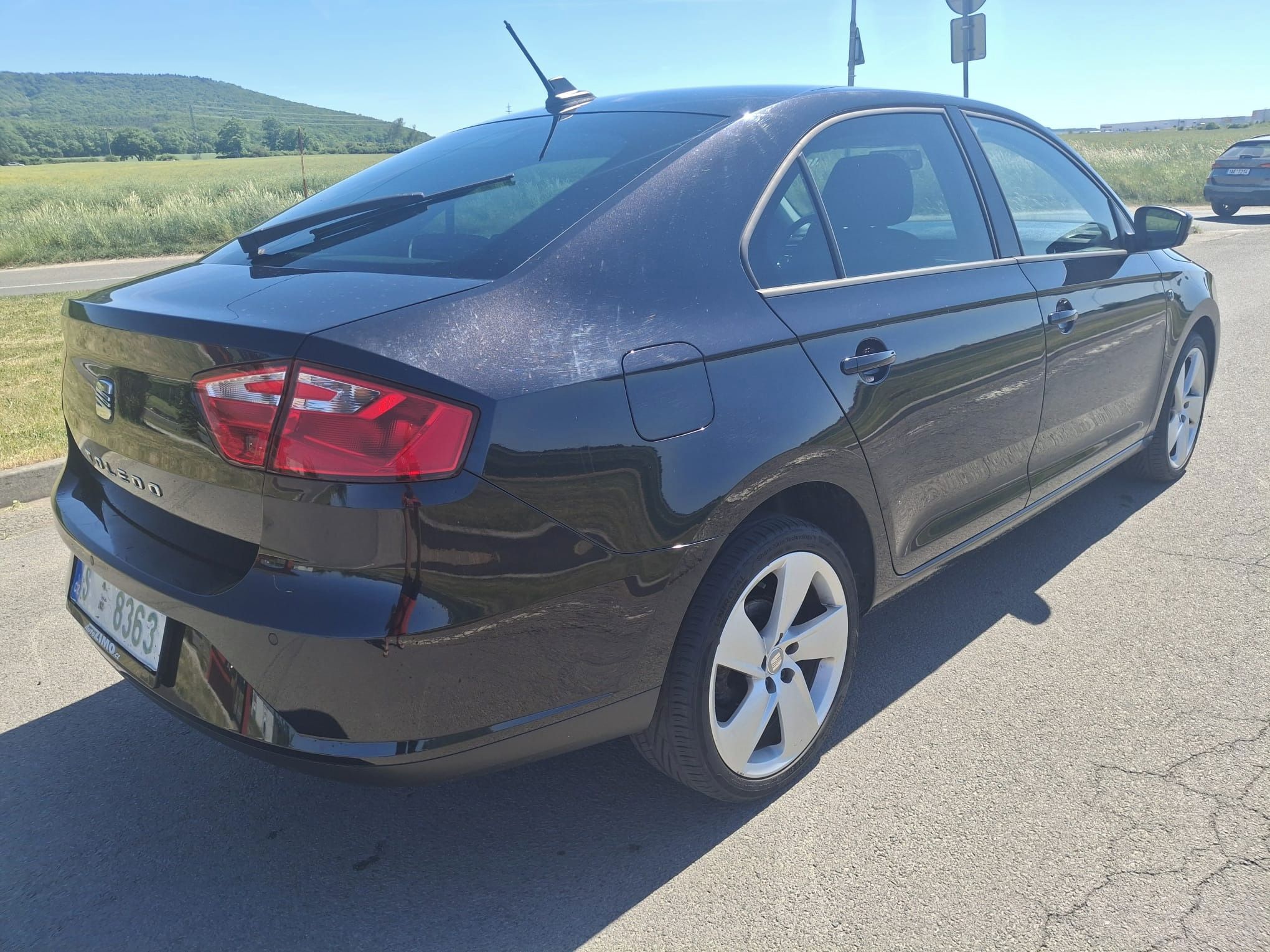 Seat Toledo, 1.2 TSI ,ALU,KLIMA,ABS,6RYCH - fotka 4