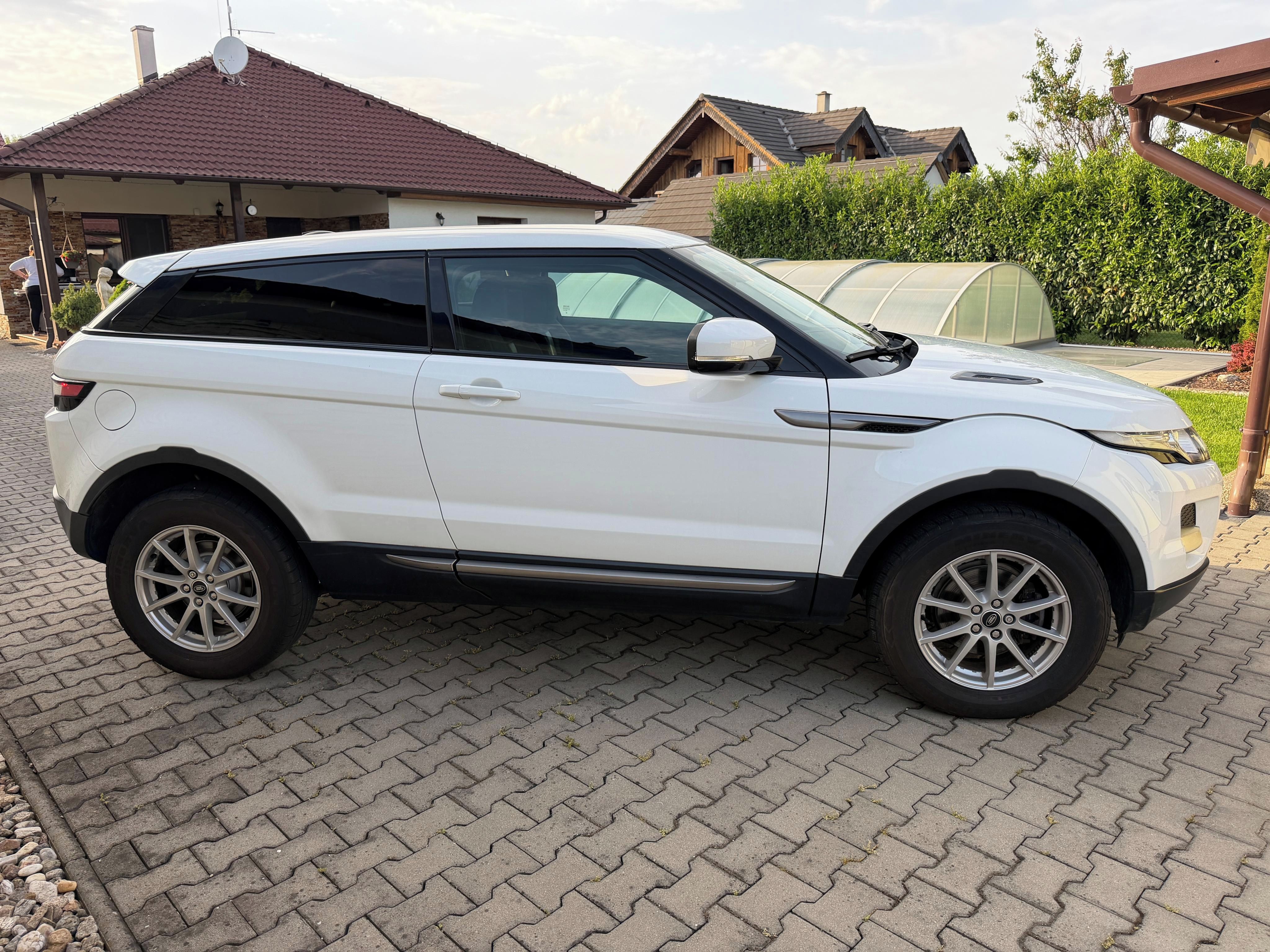 Land Rover Range Rover Evoque, 2.2 TD4 110kW 4X4, AUTOMAT - fotka 4
