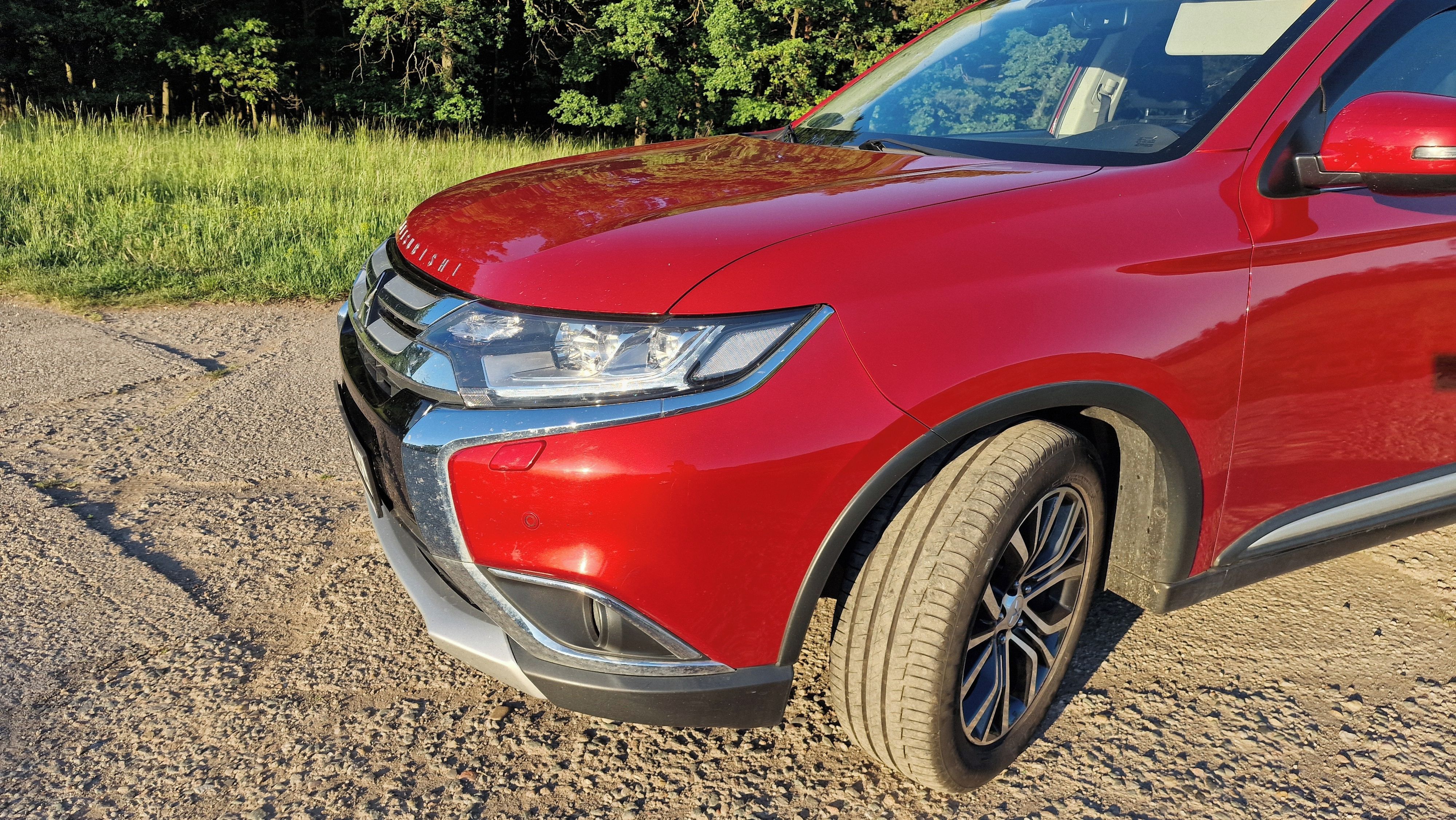 Mitsubishi Outlander, Pravidelný servis,TOP STAV,4x4 - fotka 6