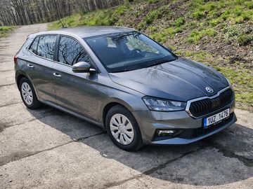 4, 70kW,15 800km