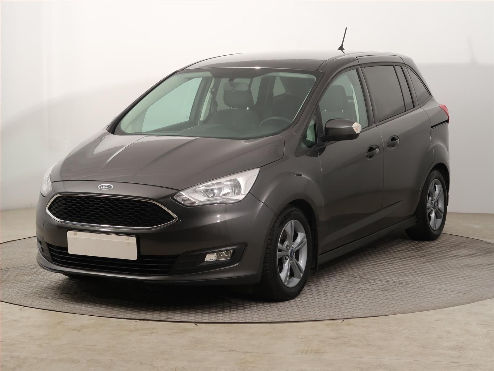 Ford Grand C-MAX, 1.5 EcoBoost, ČR,1.maj - fotka 2