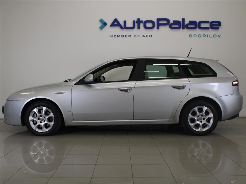 Alfa Romeo 159, 1,9 JTD 110kW Nové STK - fotka 5