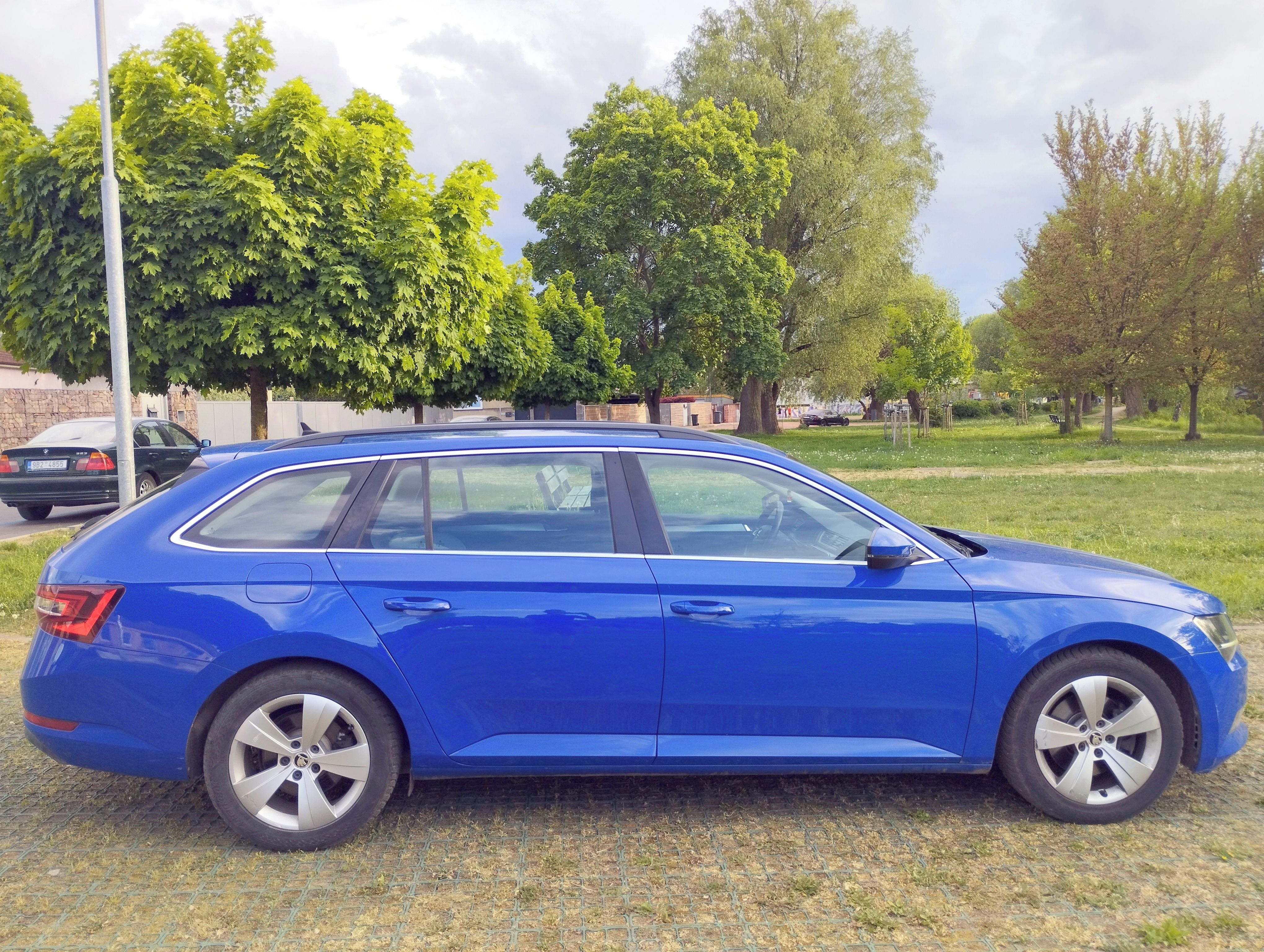 Škoda Superb, combi, 2018, 2.0 TDI 110 kW, m - fotka 5