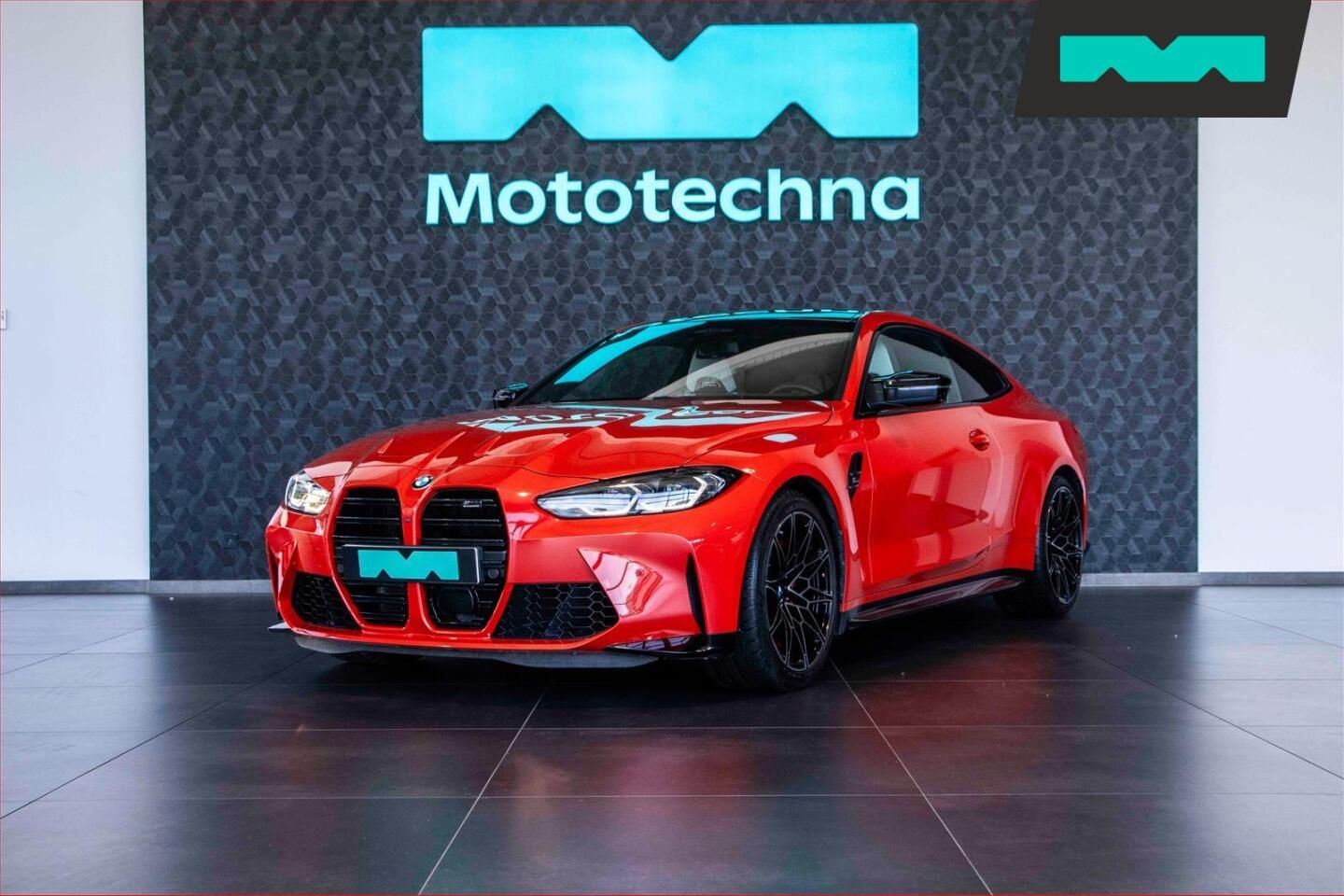 BMW M4, Competition