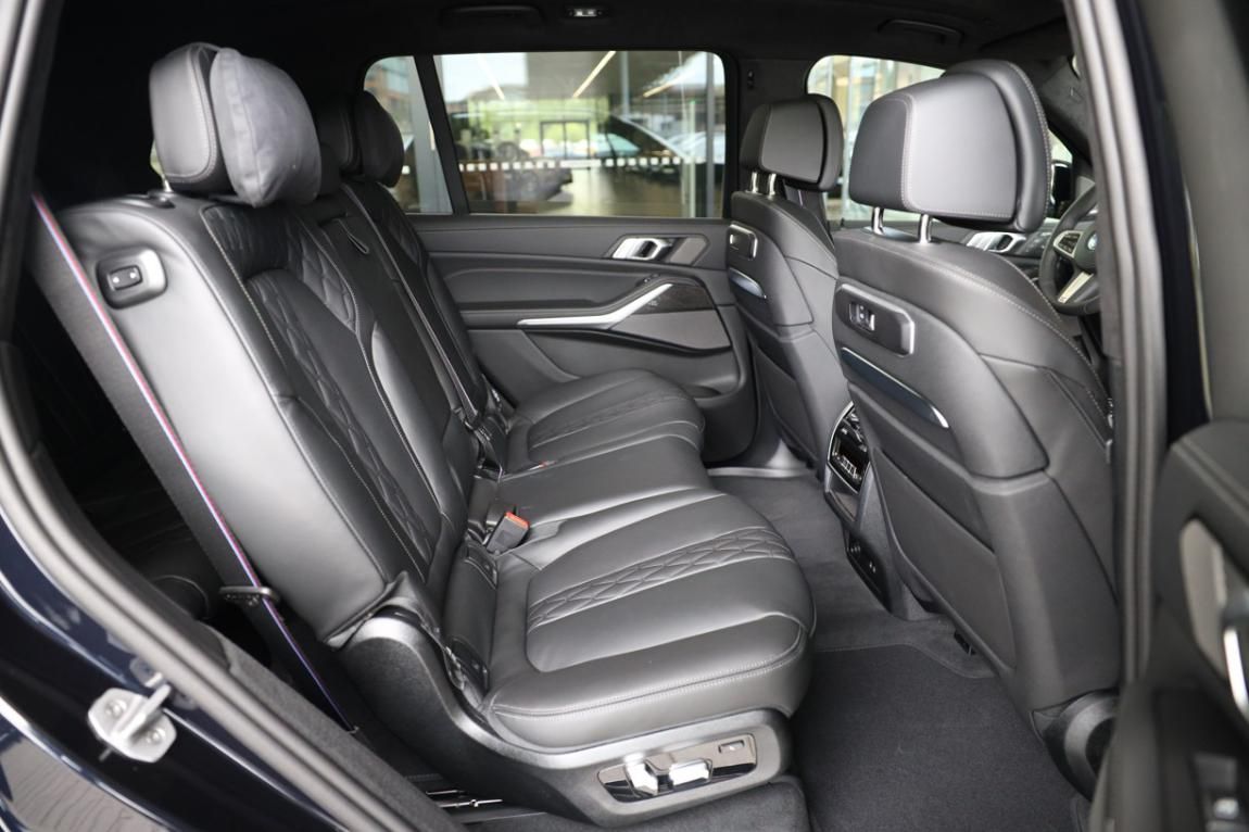 BMW X7, xDrive40d - fotka 6