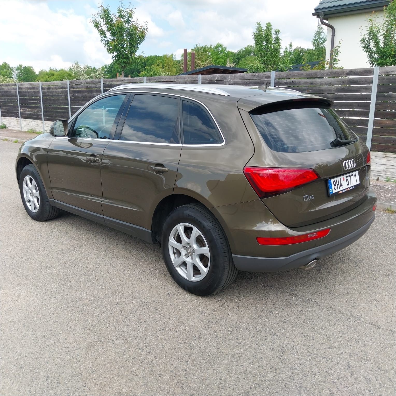Audi Q5, 2,0TDi/130kw 4x4 automat webas - fotka 4