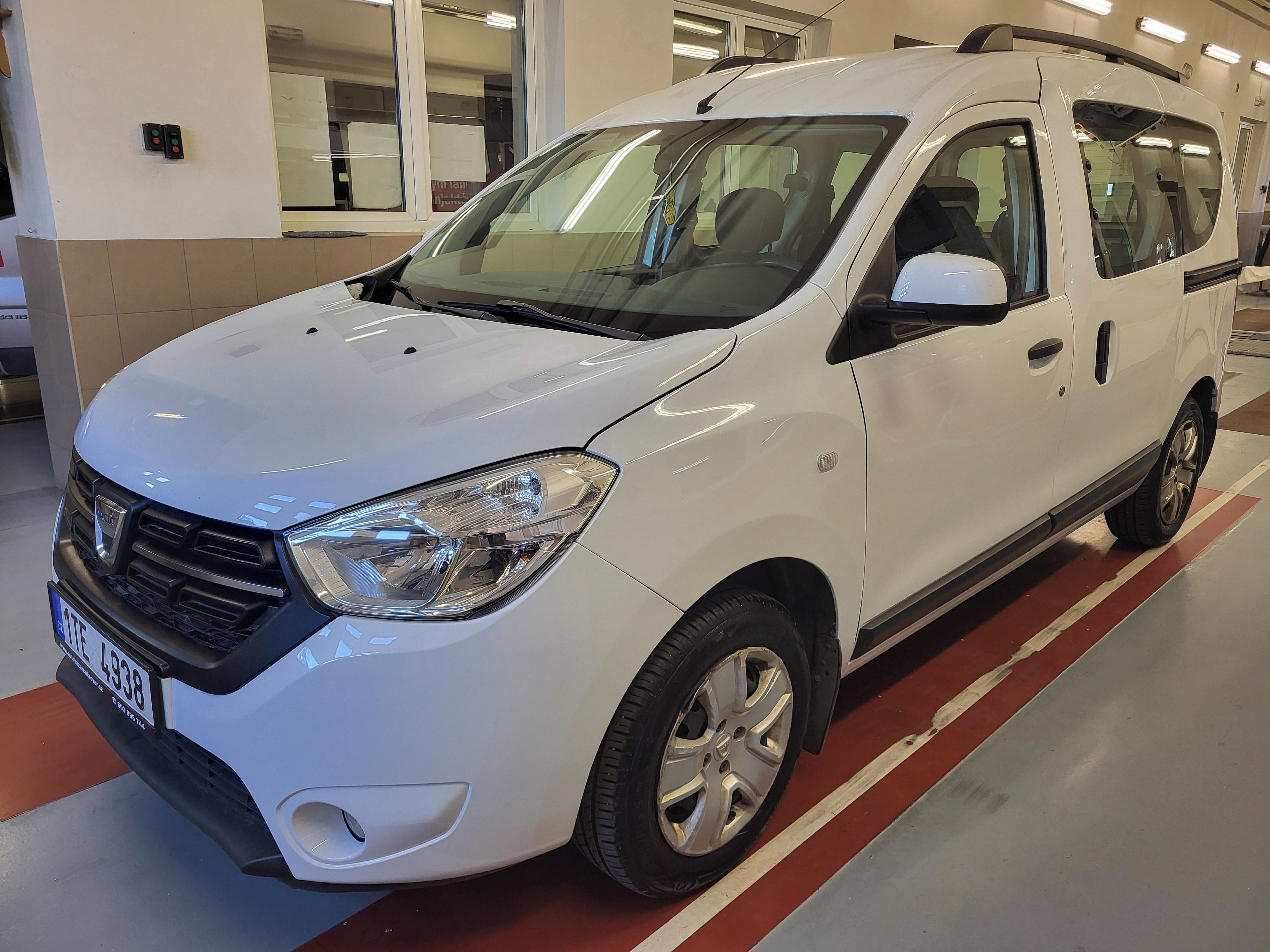Dacia Dokker, 1.6 Sce+75Kw+klimatizace+ - fotka 2