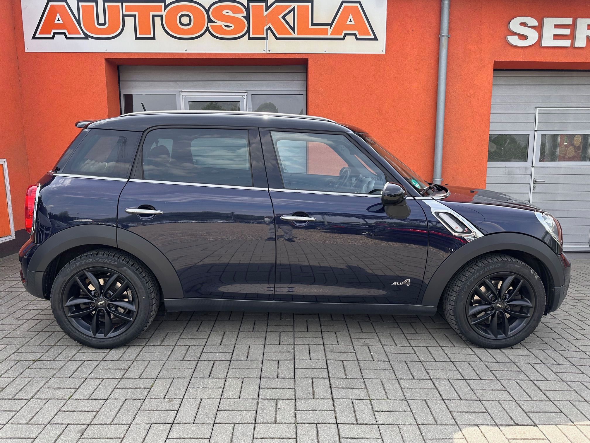 Mini Cooper S, 1.6i ALL4 135KW - fotka 4