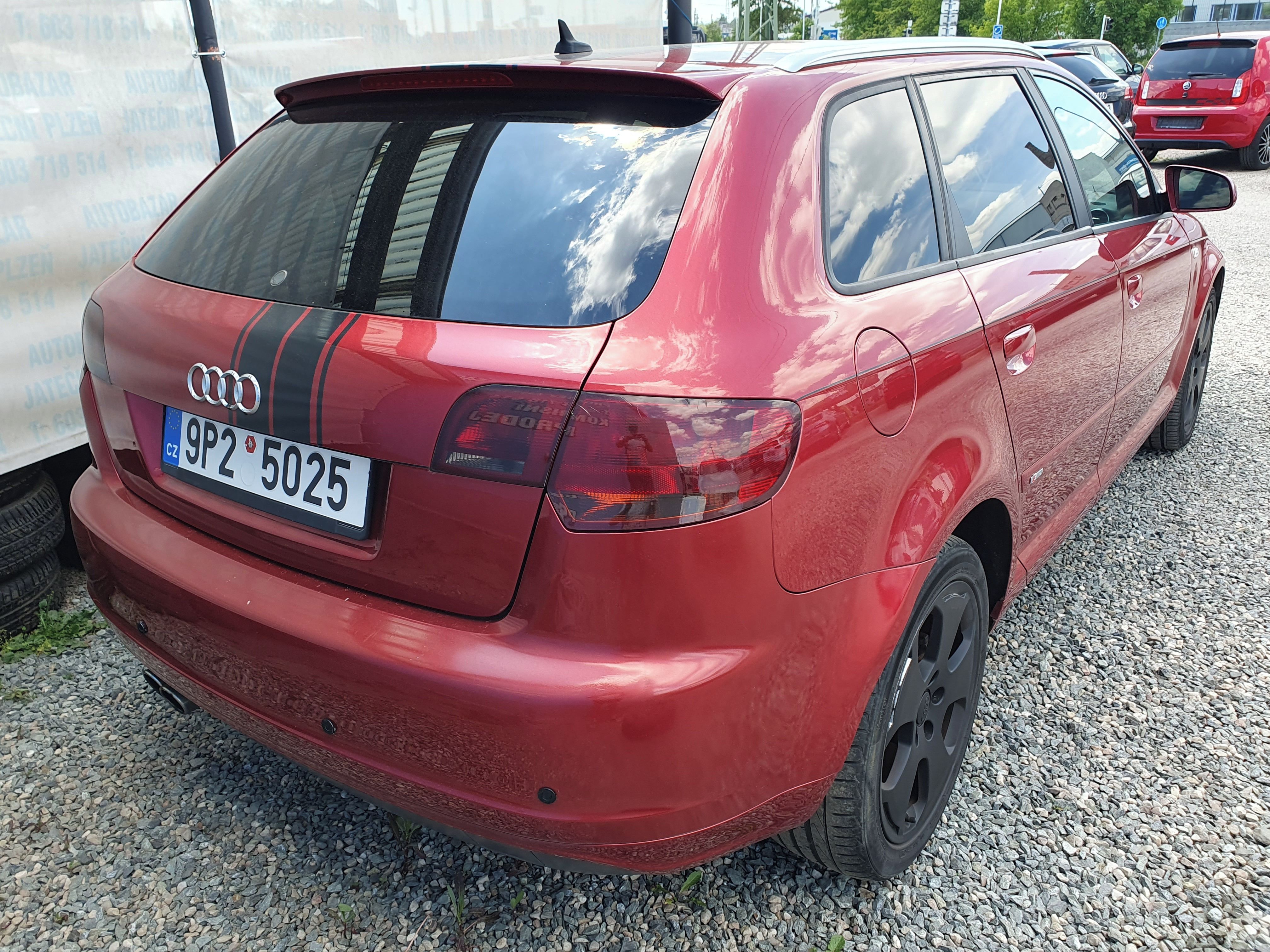 Audi A3, 2.0 TDI 125 KW S LINE - fotka 4