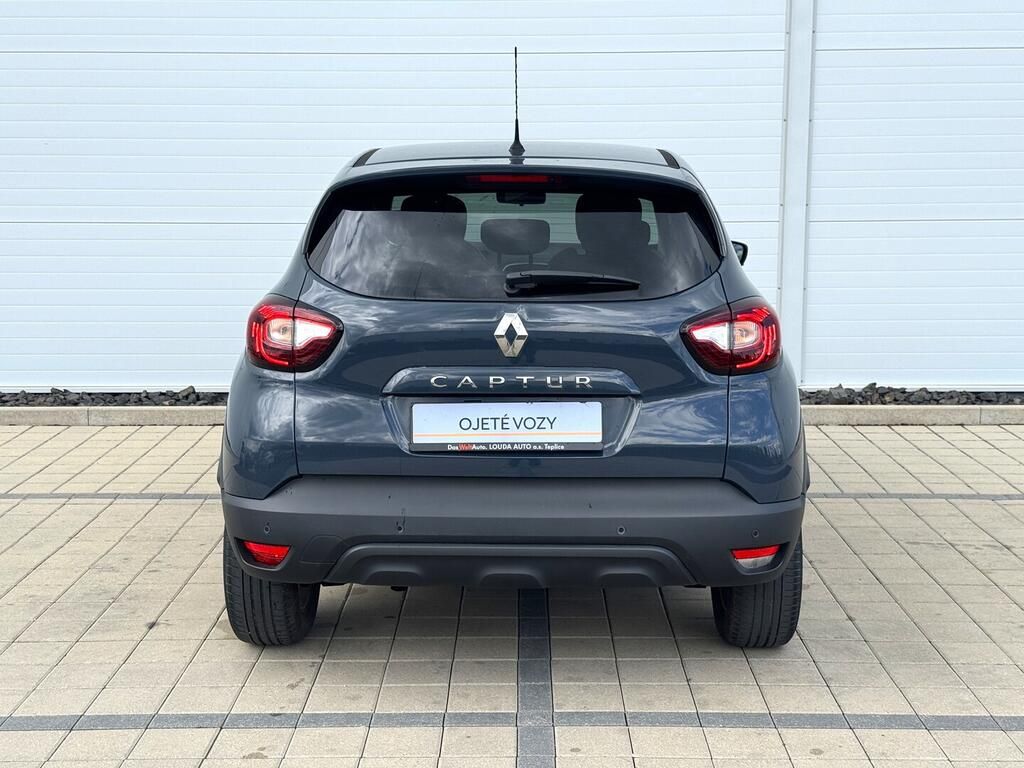 Renault Captur, Limited 0.9 TCe 66 kW - fotka 6
