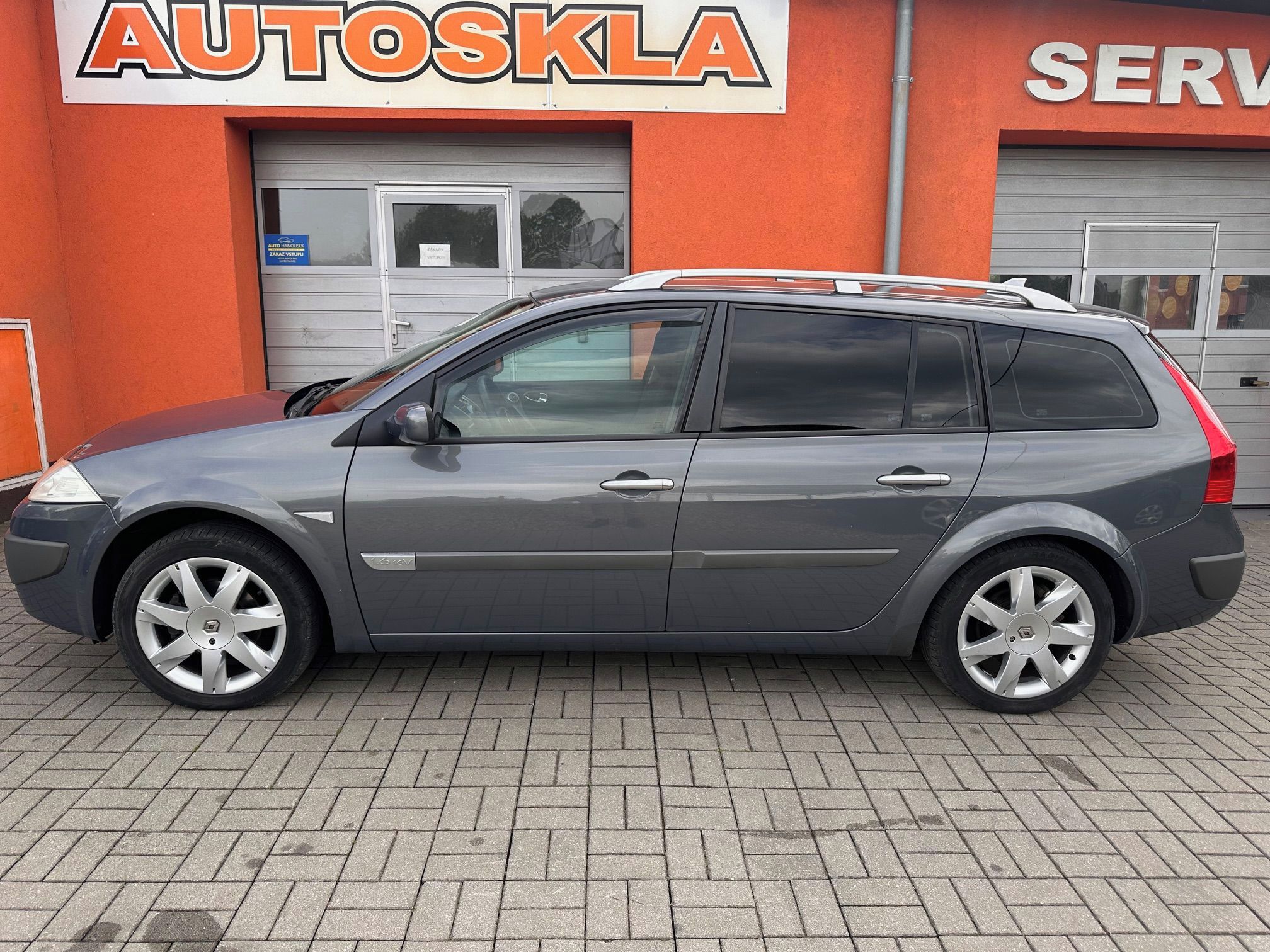Renault Mégane, 1.6i 16V 82KW 2xkola - fotka 3