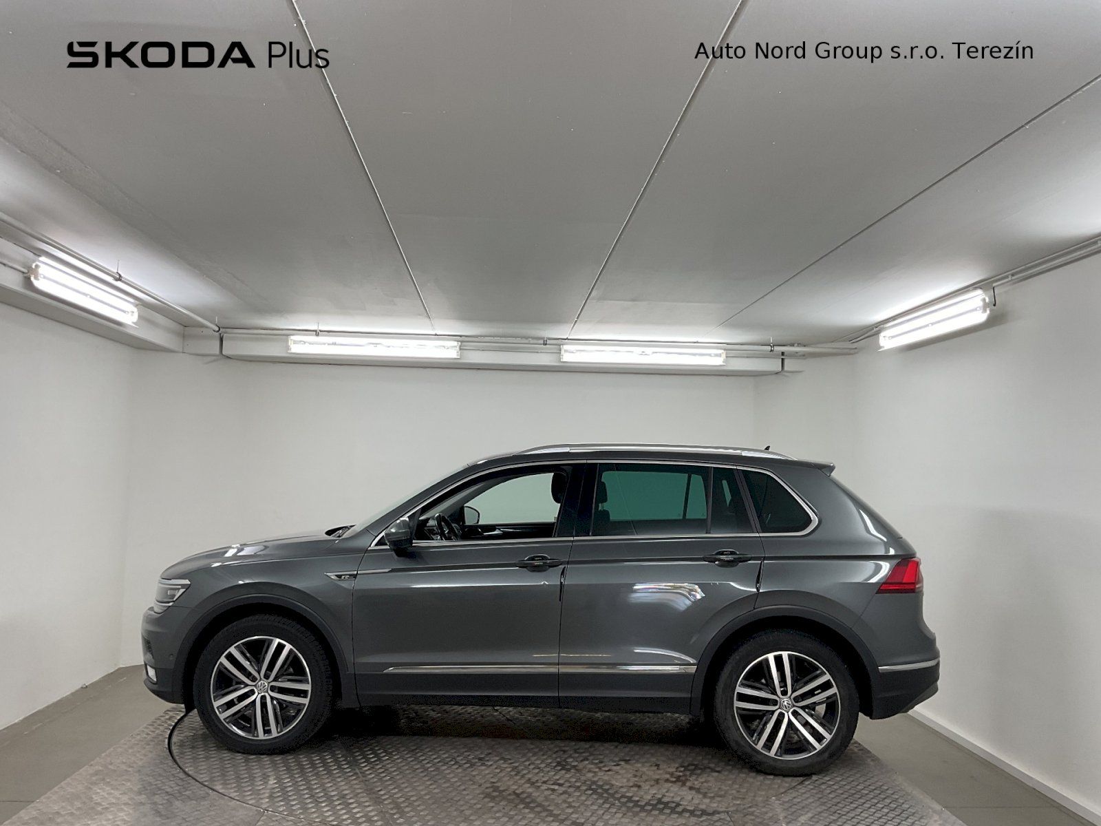Volkswagen Tiguan, 2.0 TDI BMT 4MOTION 110kW R-LI - fotka 3
