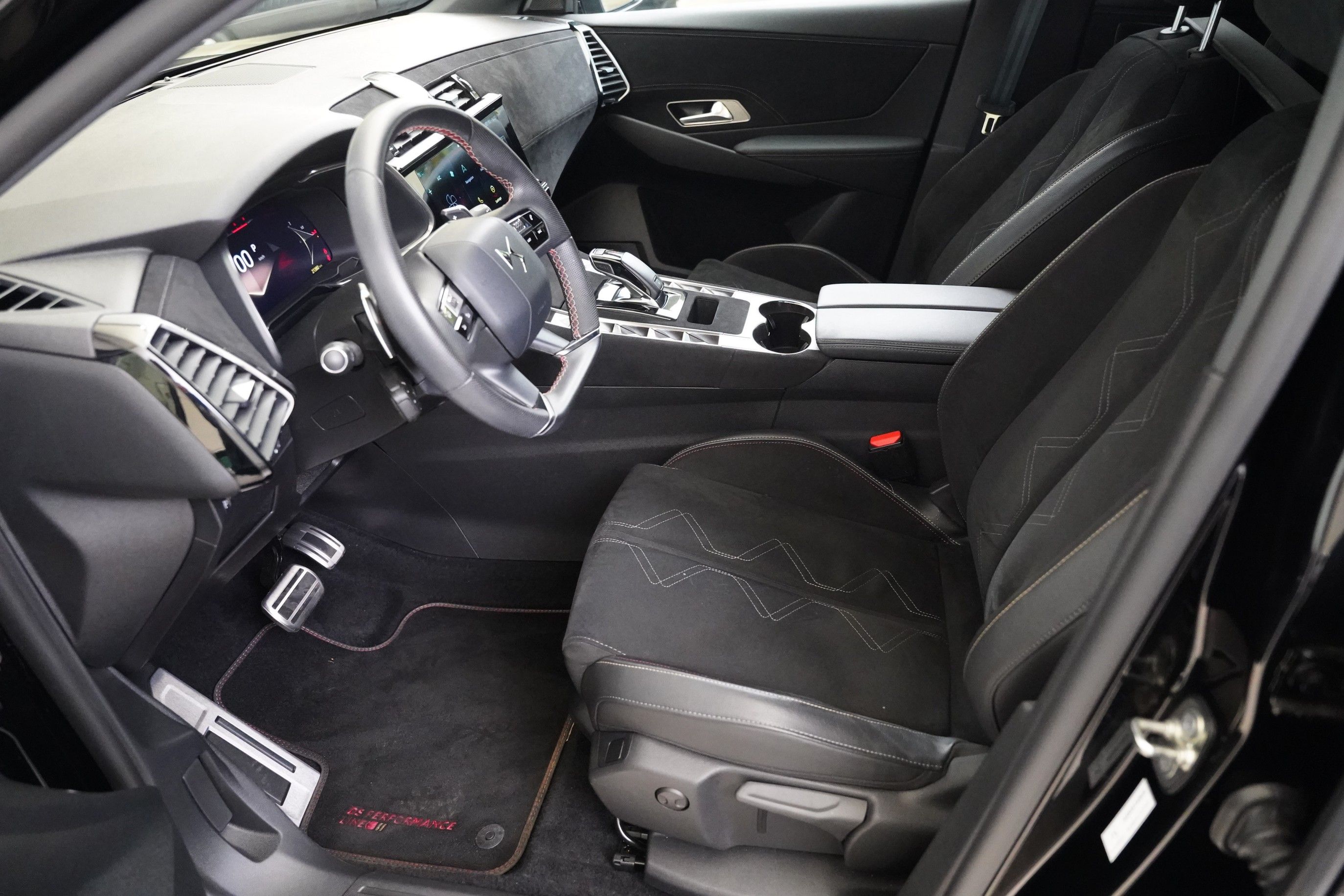 DS 7, 1.5 BlueHDi 96 KW Performance - fotka 5