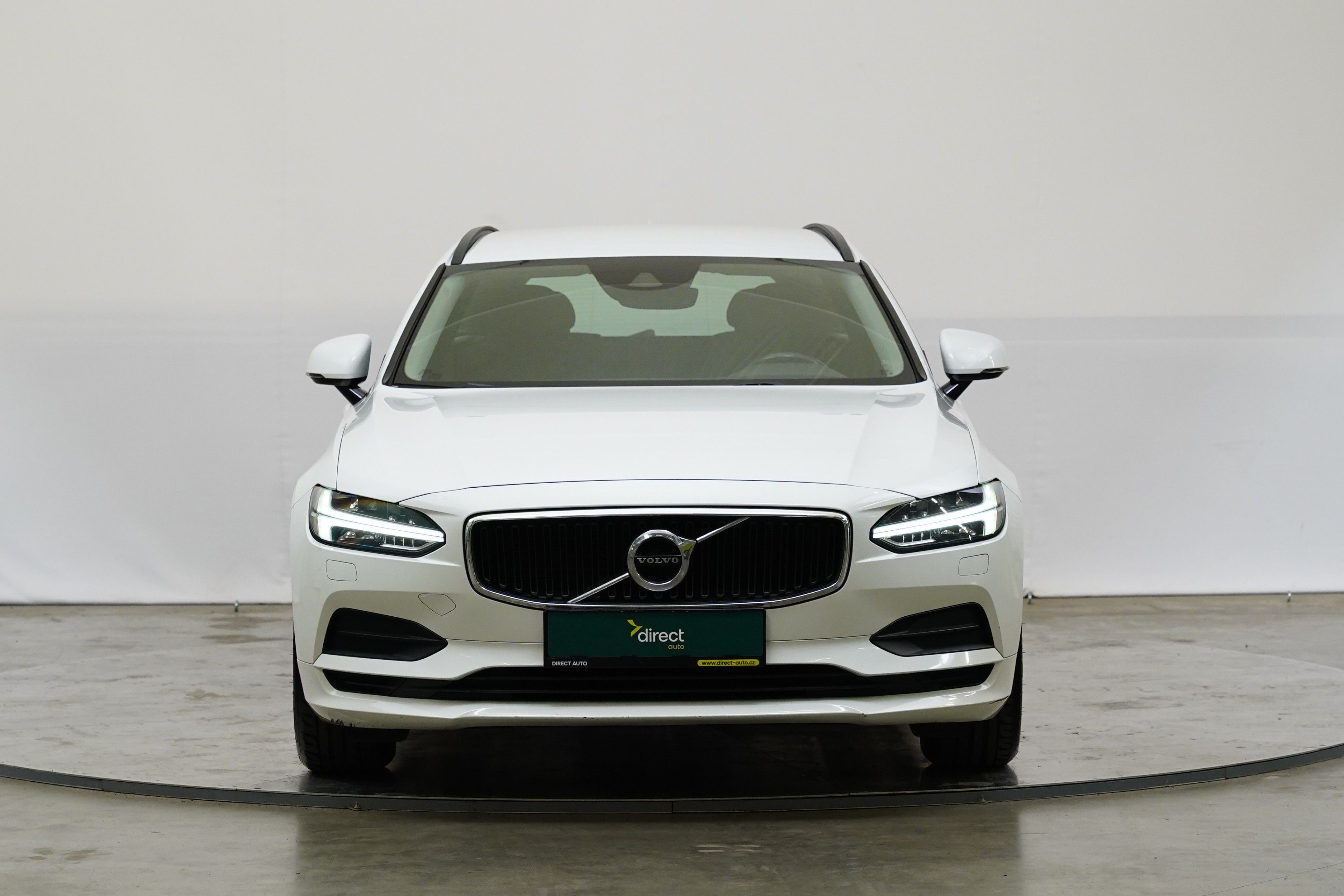 Volvo V90, 2.0 D3 110 kW Kinetic - fotka 4