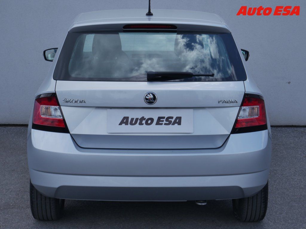 Škoda Fabia, 1.0,ČR,Trumf,STK5/28 - fotka 5