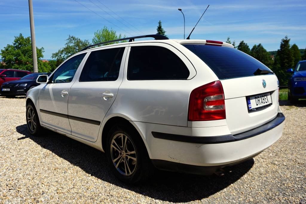 Škoda Octavia, AMBITION 1,9 TDI 77 kW - fotka 6