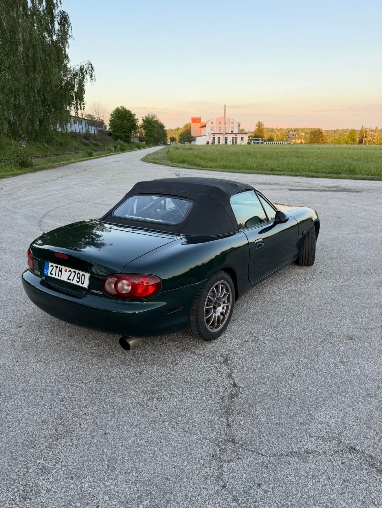 Mazda MX-5, 1.8 NBFL - fotka 4