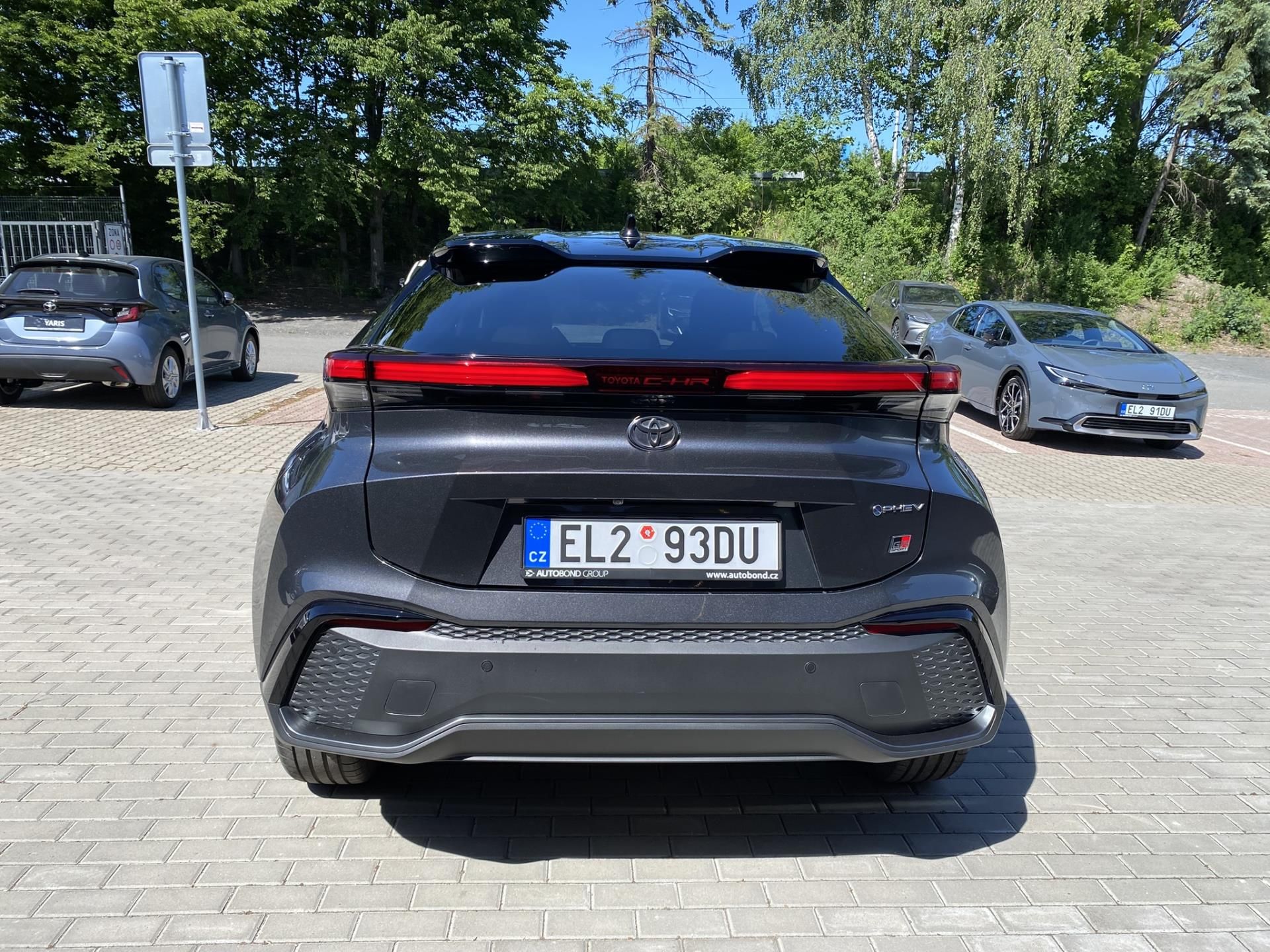 Toyota C-HR, 2.0 PHEV GR SPORT - fotka 5