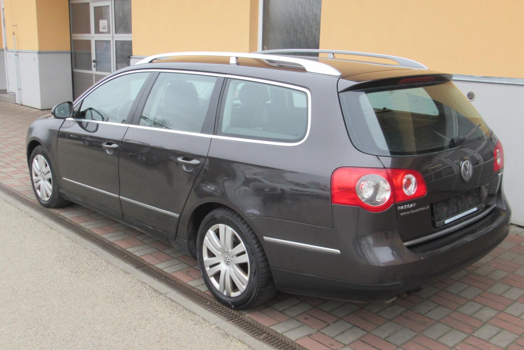Volkswagen Passat, 2.0 TDi AUT. KLIMA TEMPOMAT - fotka 2