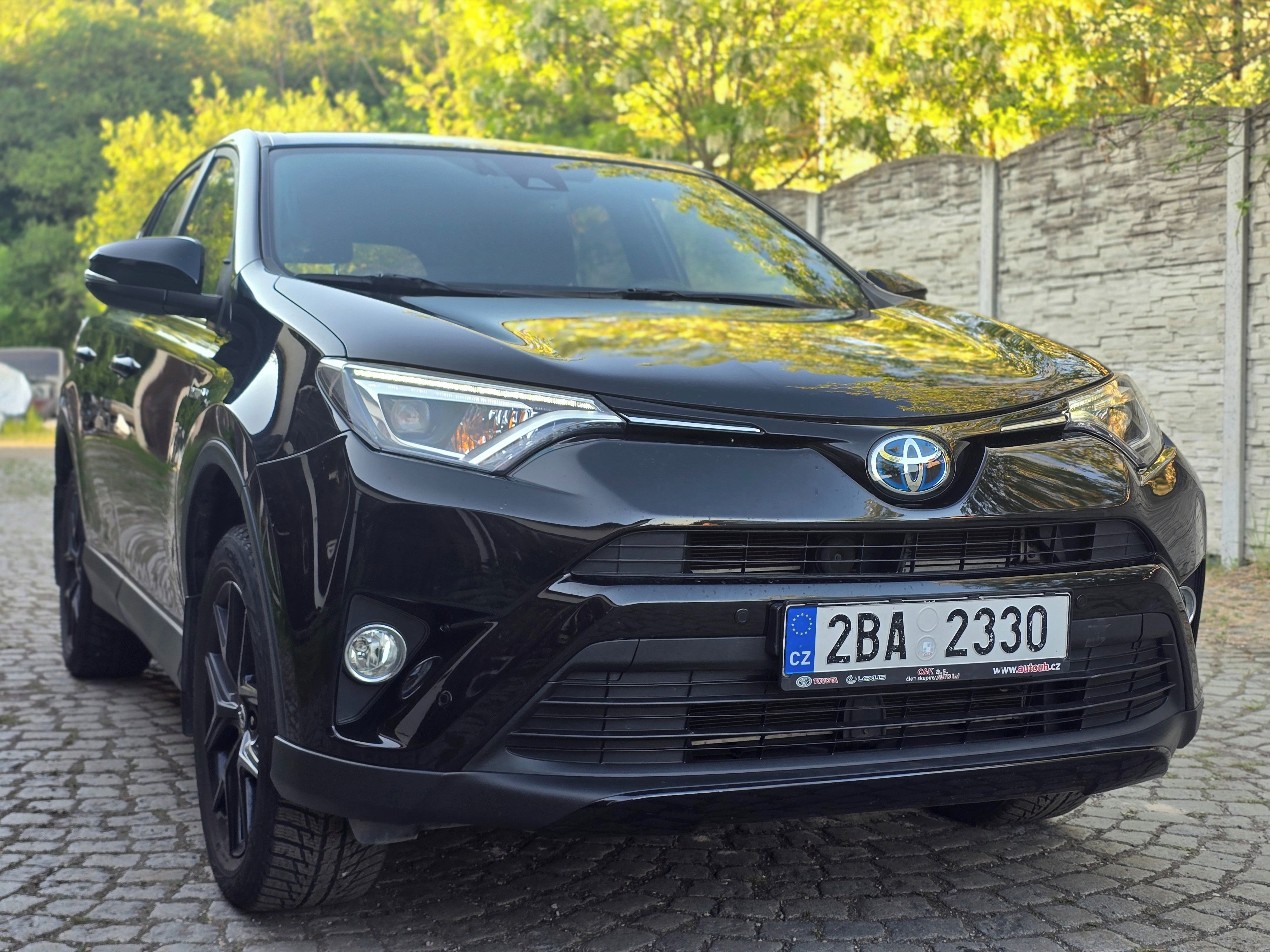 Toyota Rav4 - fotka 4