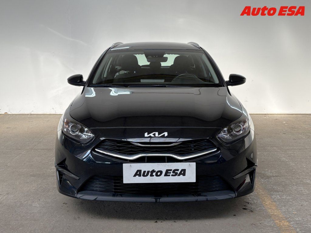 Kia Cee´d, 1.5 T-GDi - fotka 2