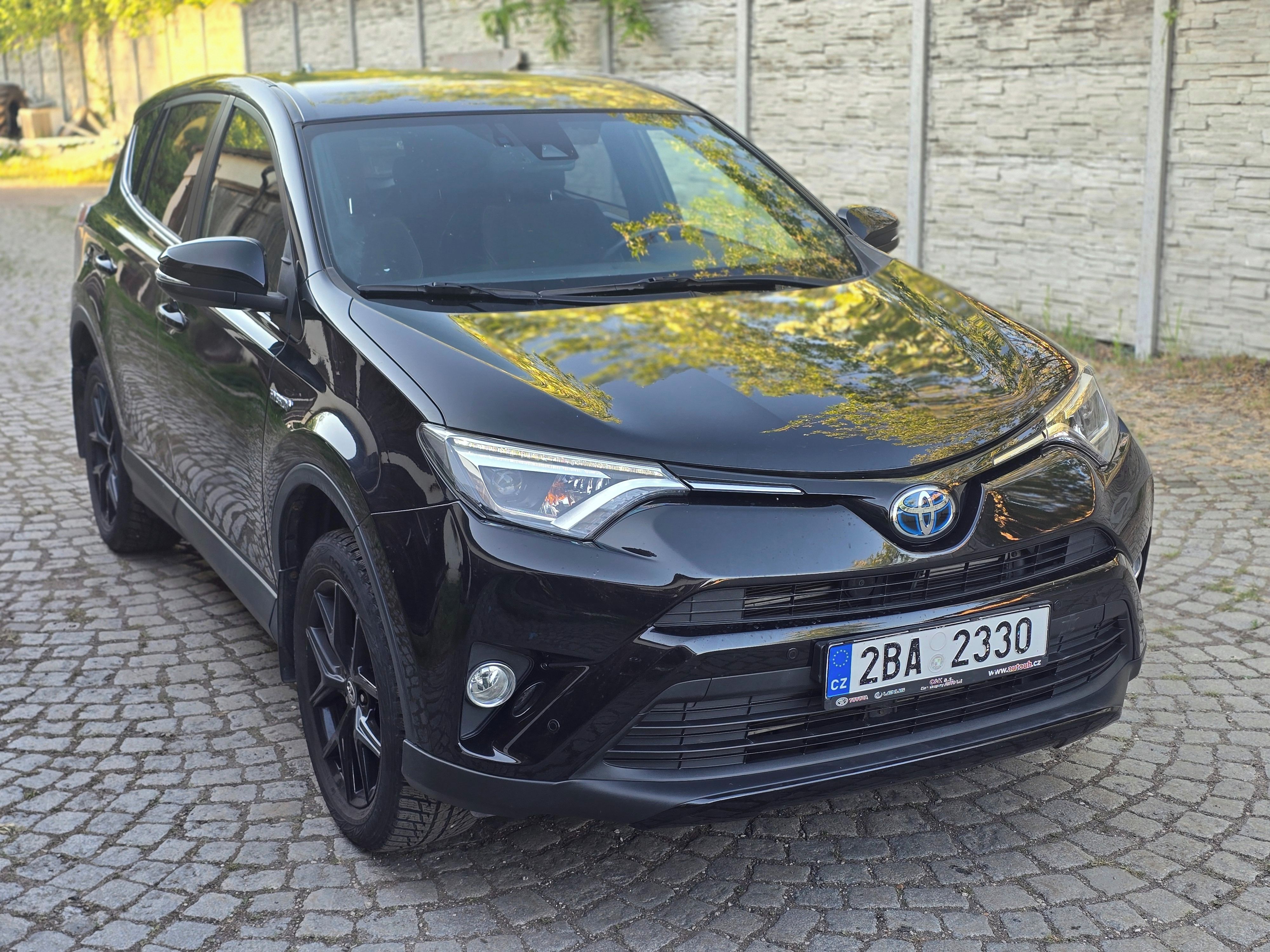 Toyota Rav4 - fotka 5