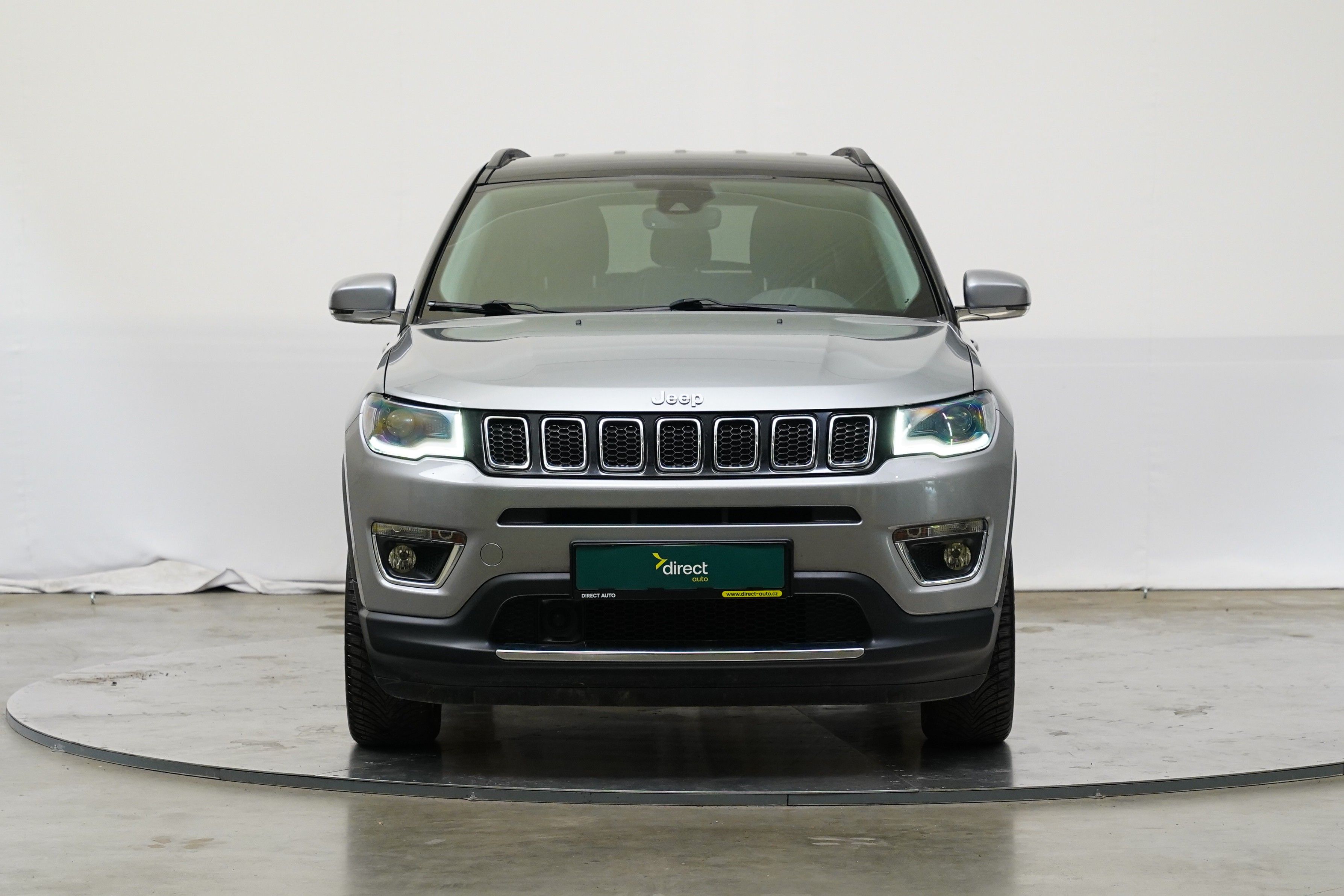 Jeep Compass, 2.0 M-Jet 103 kW 4WD Limited - fotka 4
