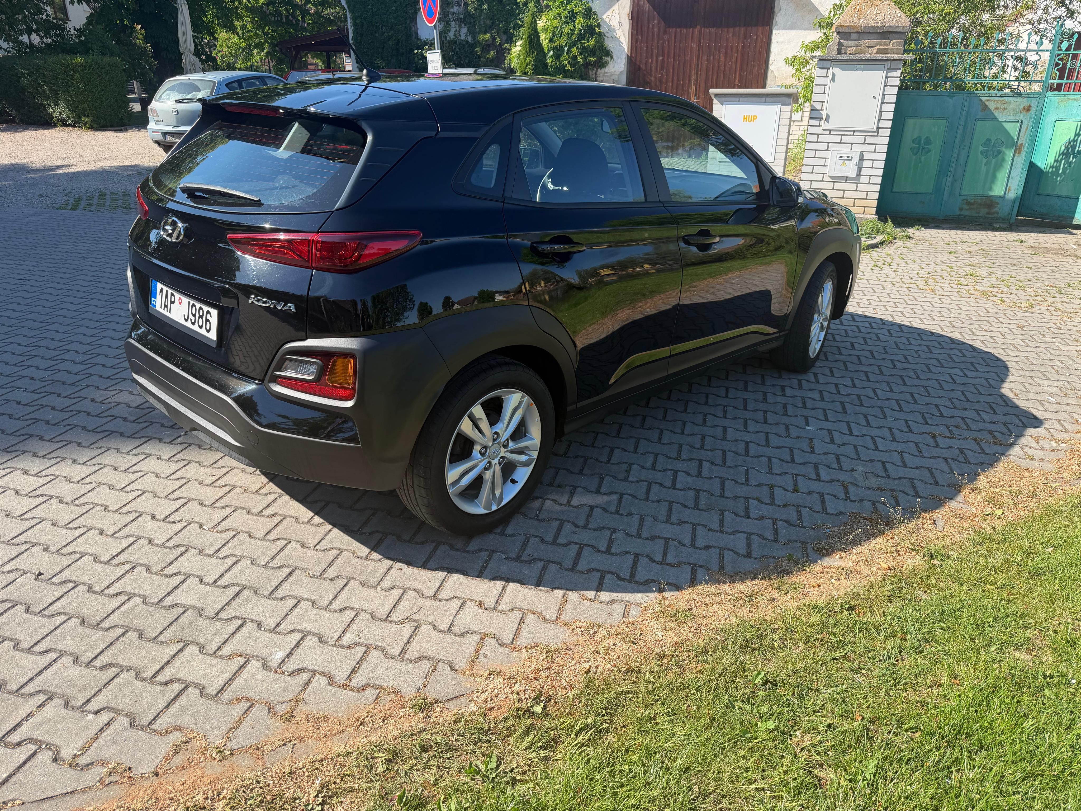 Hyundai Kona, 1.0 T-GDI - fotka 6
