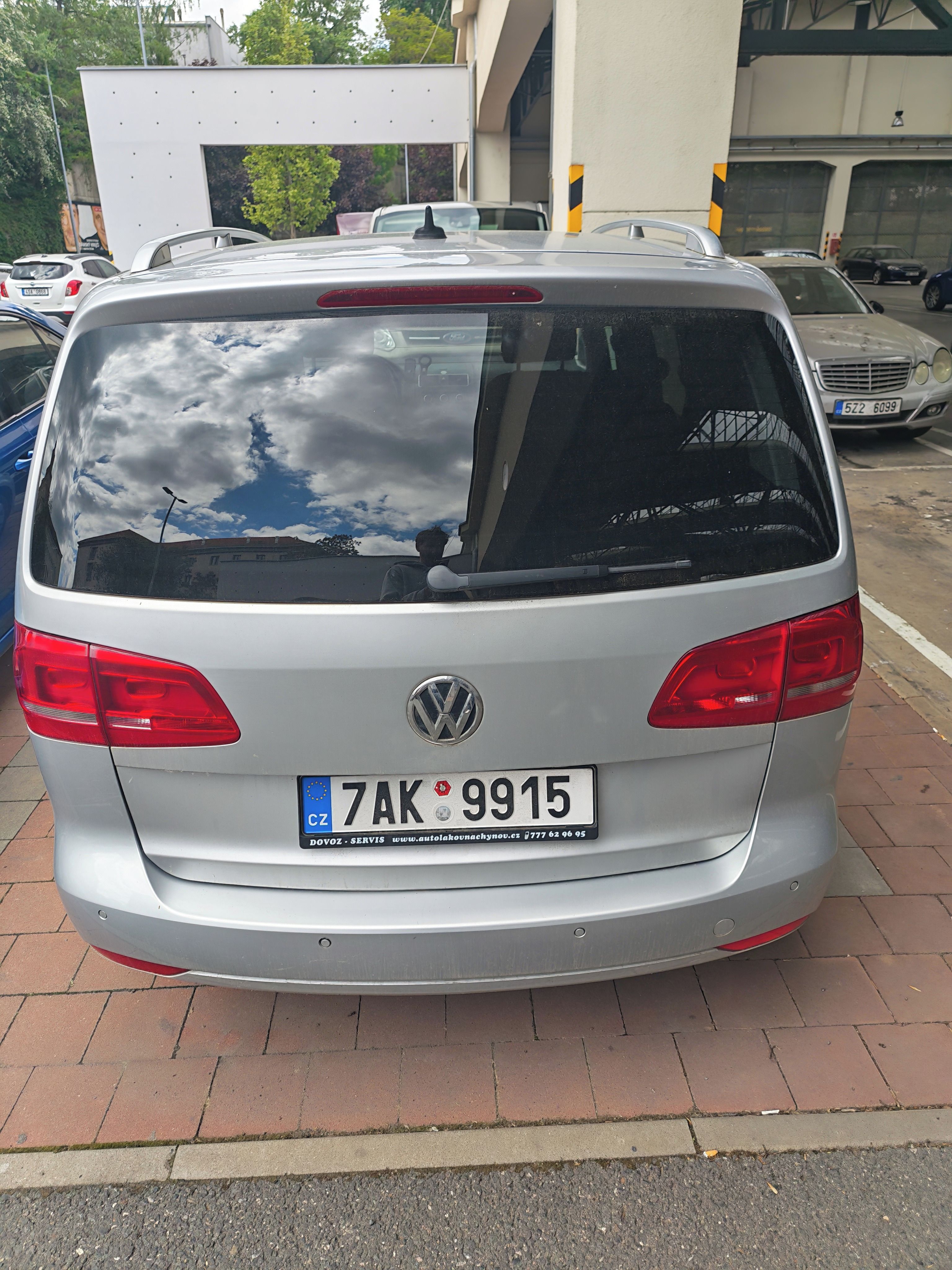 Volkswagen Touran, VW Touran 1,2 TSI BMT "Cup" Na - fotka 2