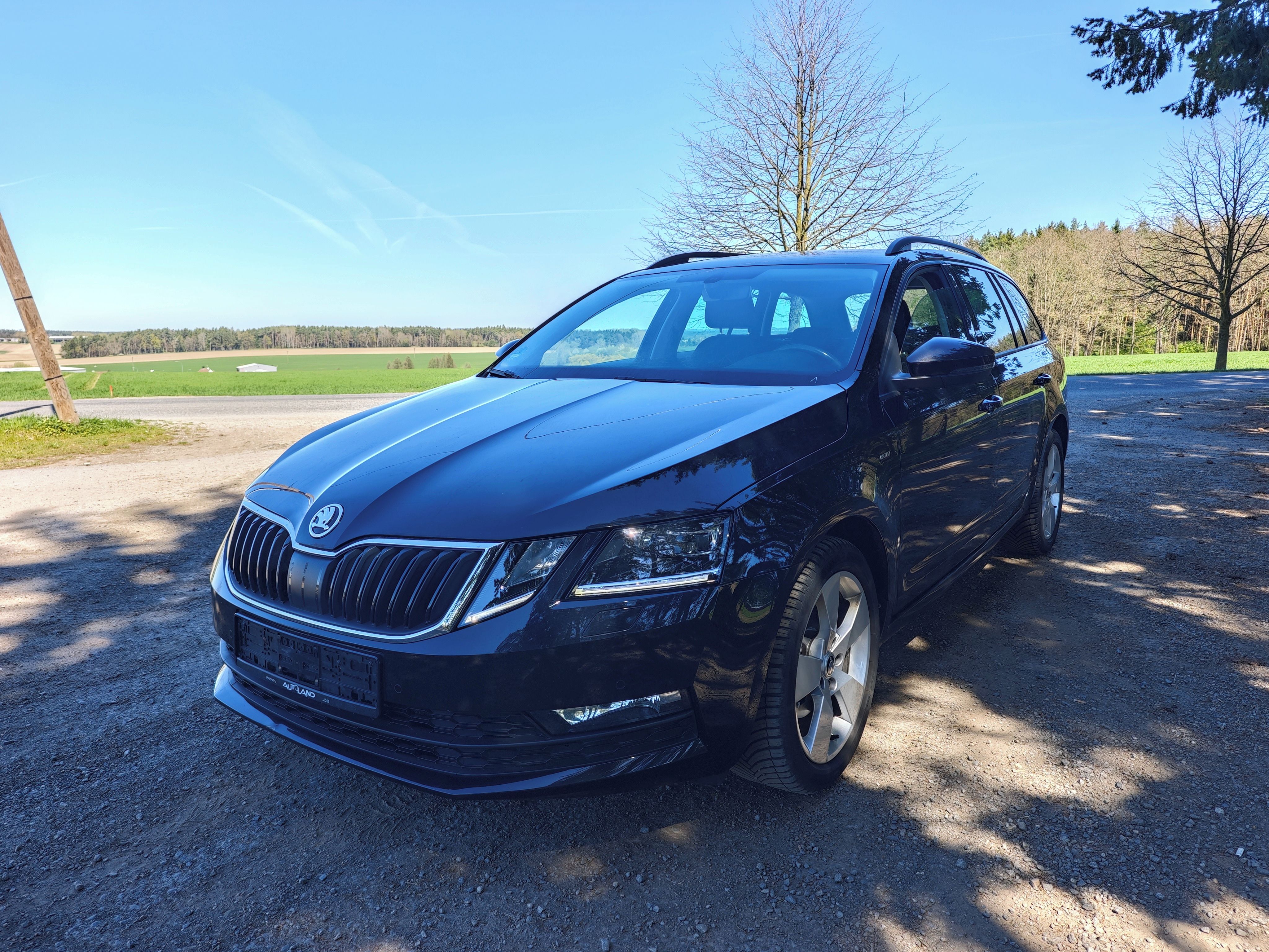 Škoda Octavia, Combi 2.0tdi full LED - fotka 2