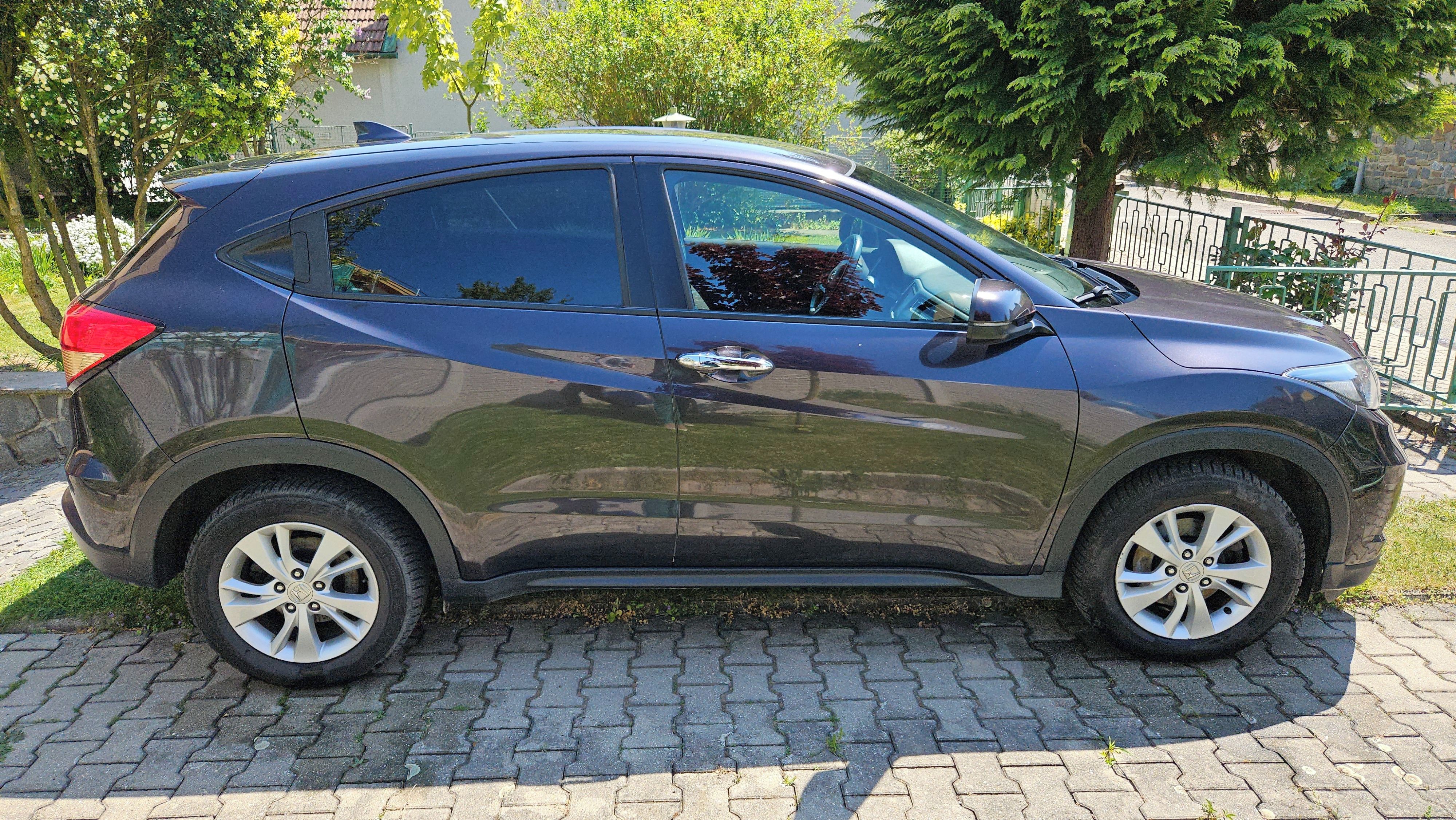 Honda HR-V, 1,5 Vtec, manuál, top stav - fotka 4