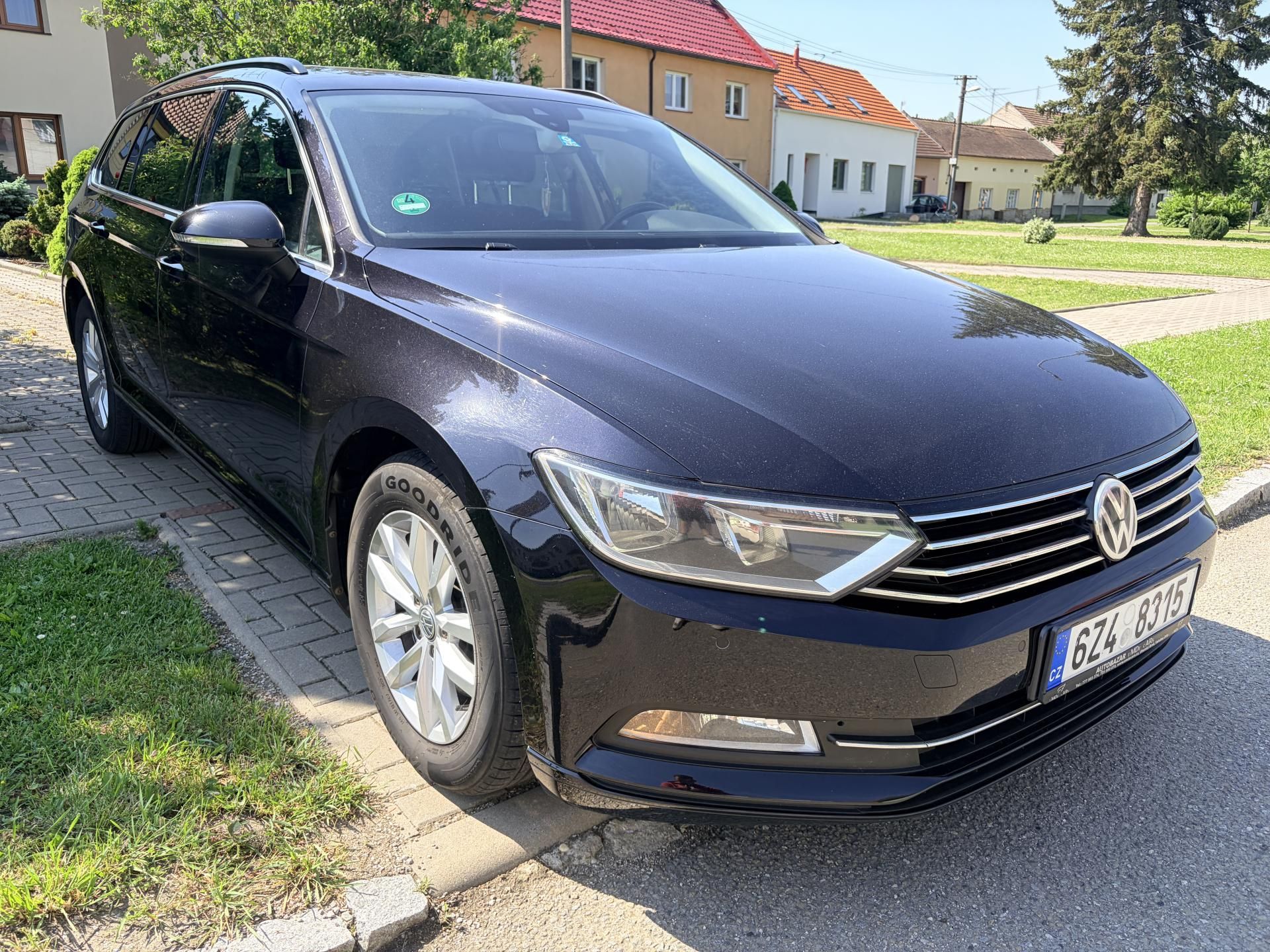 Volkswagen Passat, 2.0TDI 110KW MANUAL PANORAMA - fotka 2
