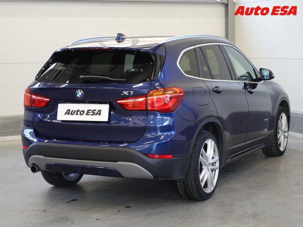 BMW X1, 2.0d xD,ČR,AT,bixen - fotka 4
