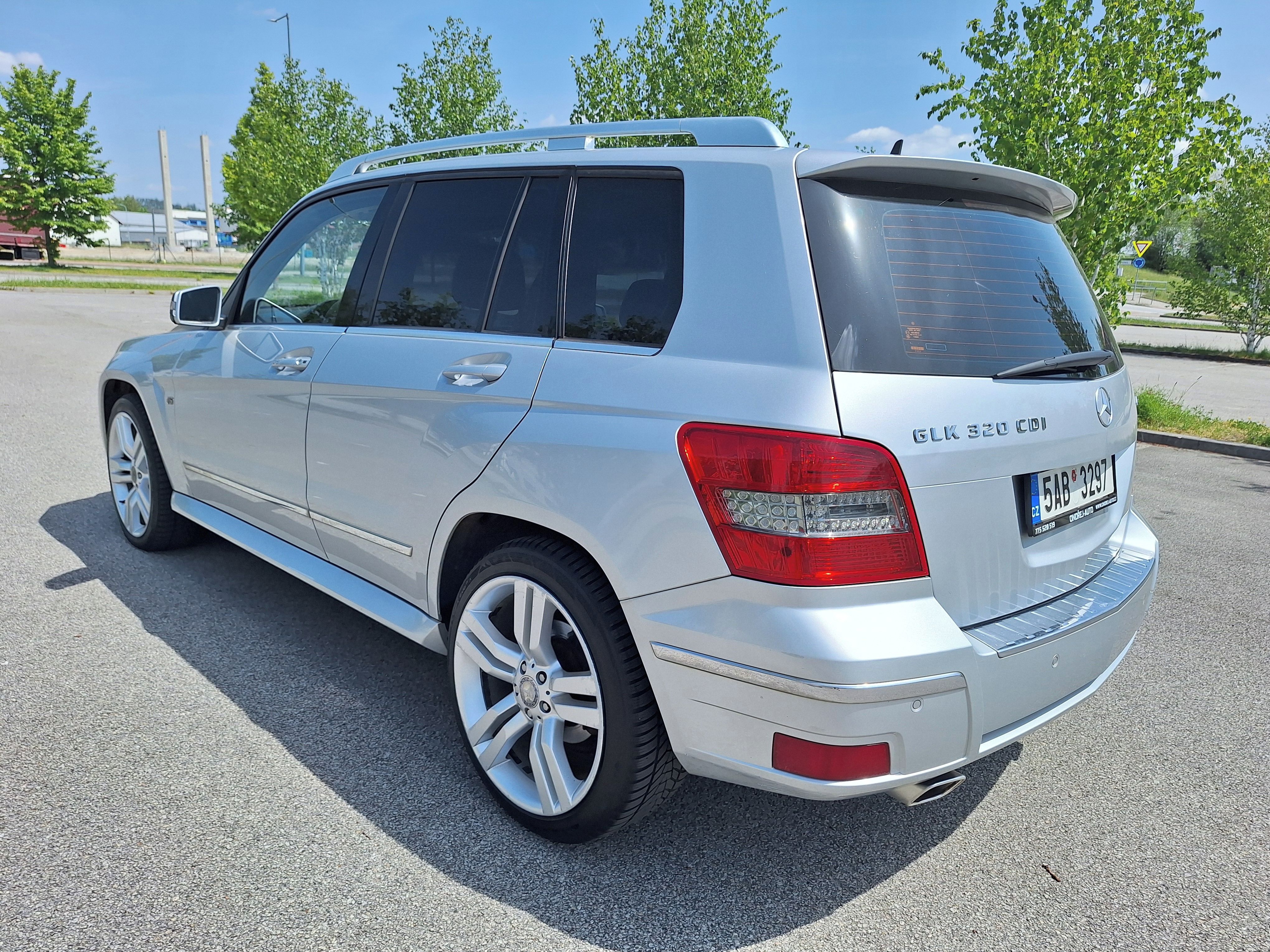 Mercedes-Benz GLK, Mercedes GLK 320 CDI SERVIS!!! - fotka 3
