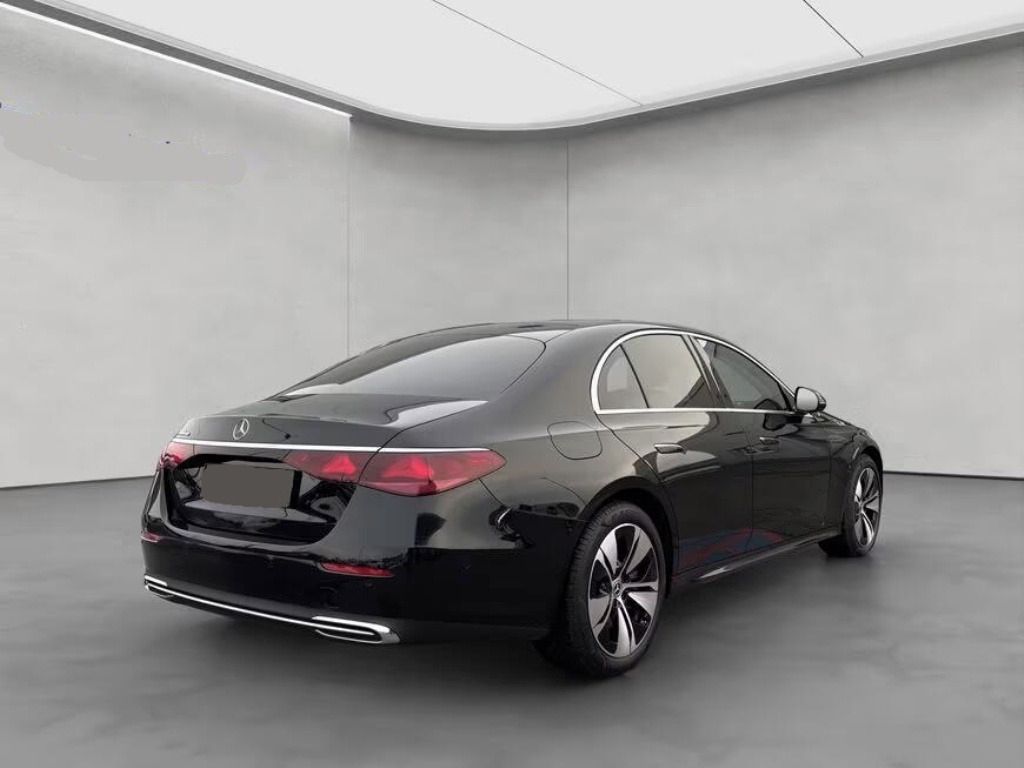 Mercedes-Benz Třídy E, E300de Avantgarde - fotka 4