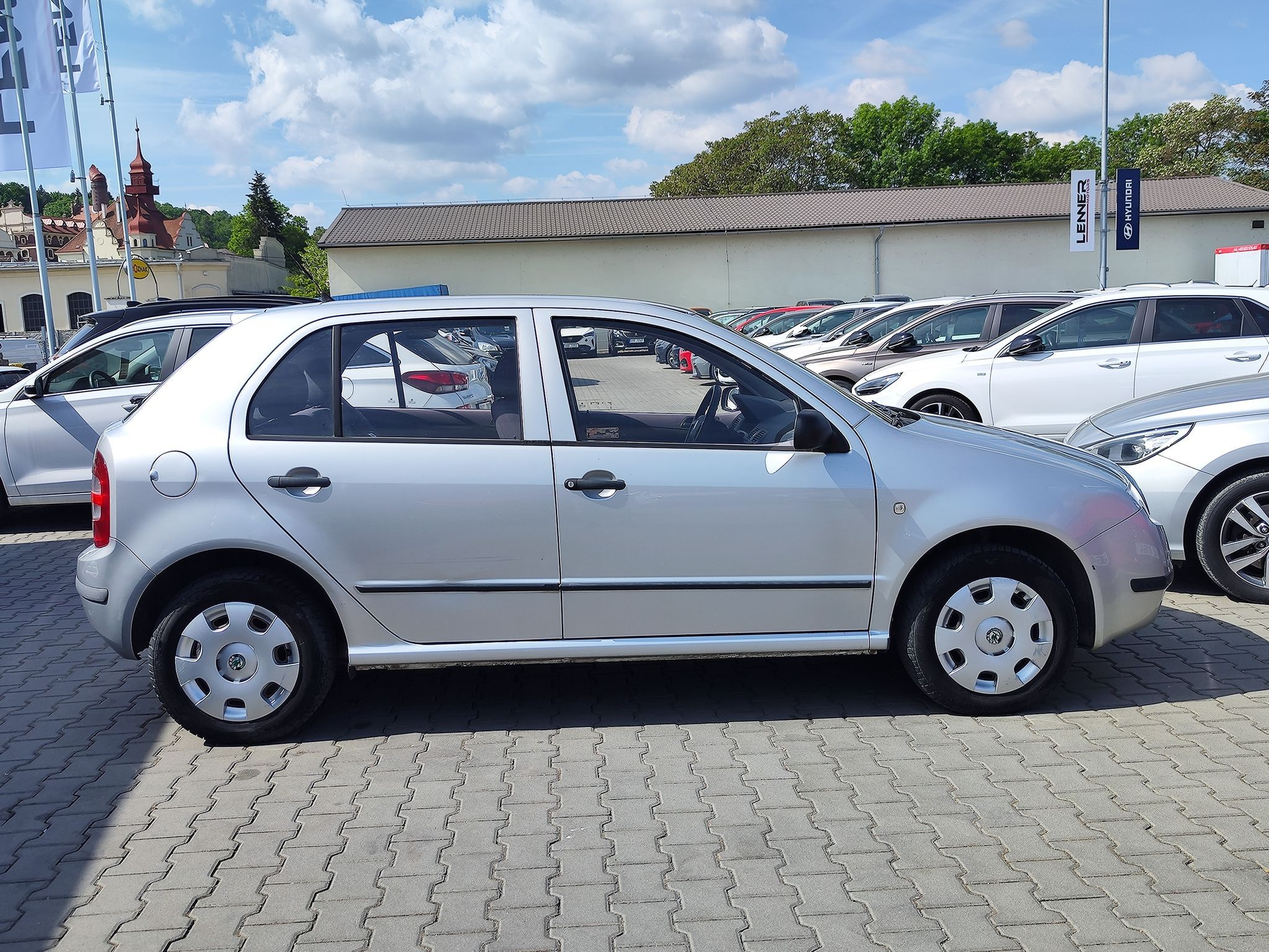 Škoda Fabia, 1.2i/40kW Classic - fotka 4