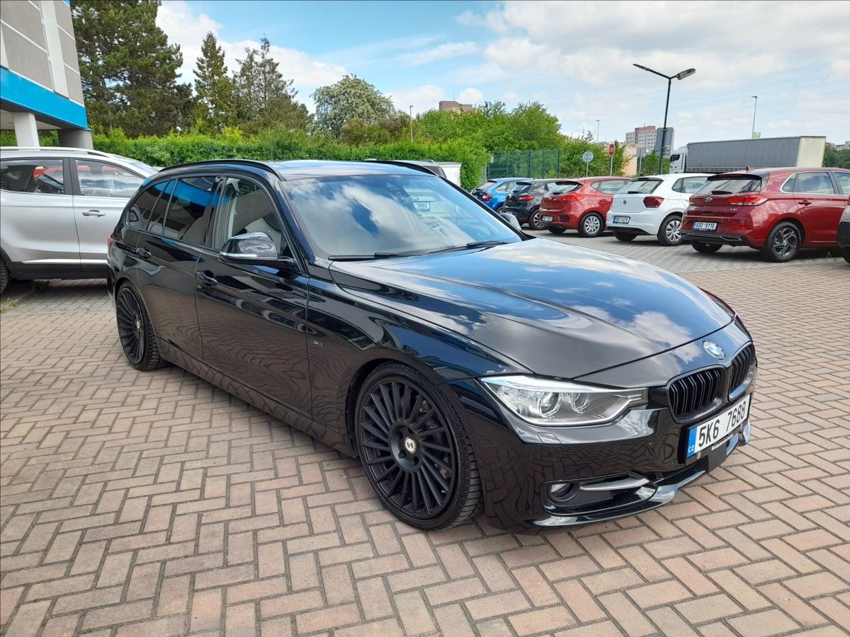 BMW Řada 3, 3,0 330D xDrive, AT - fotka 4