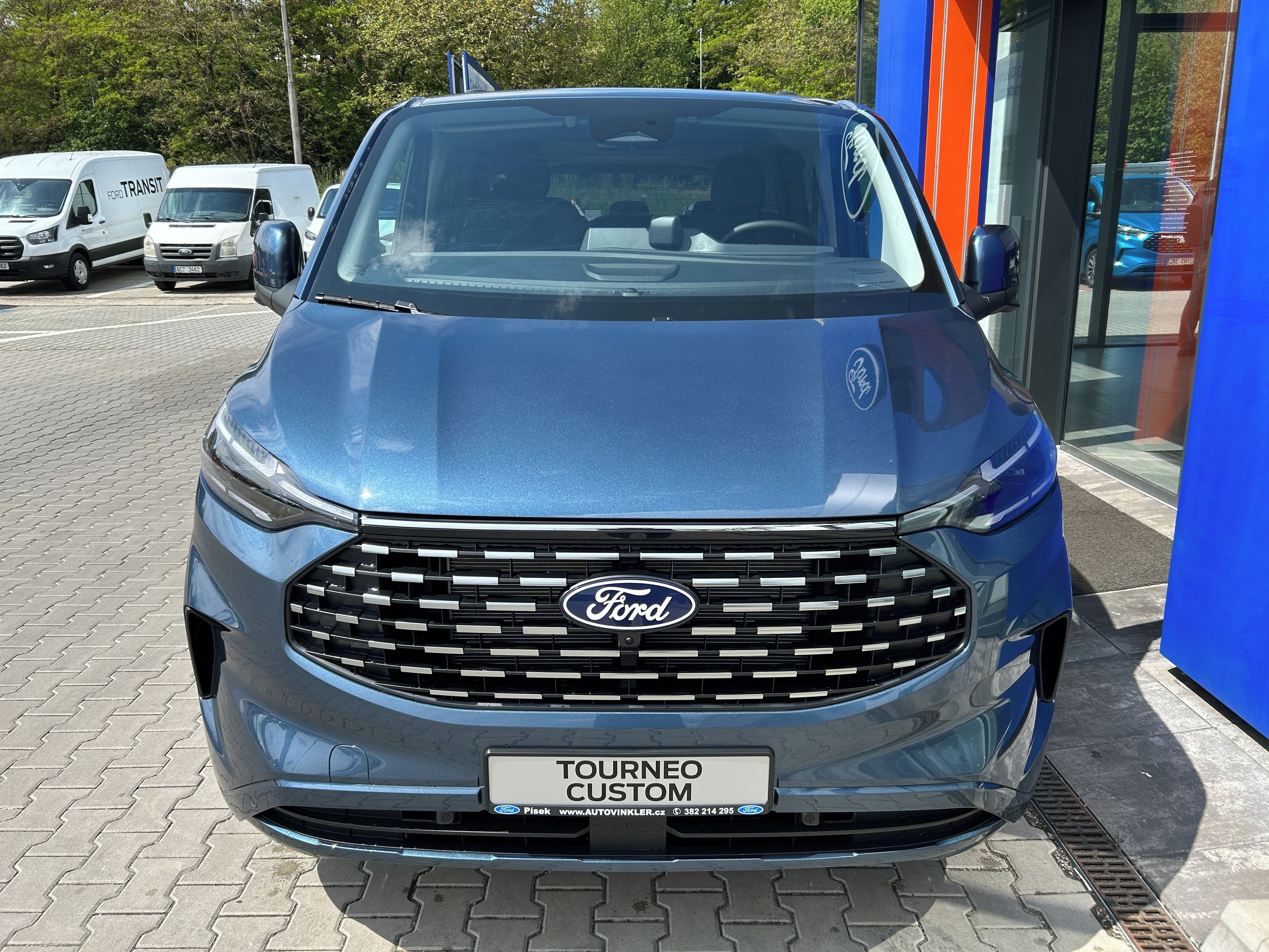 Ford Tourneo Custom, Titanium X L2 2.0EcoBlue 125kW - fotka 2