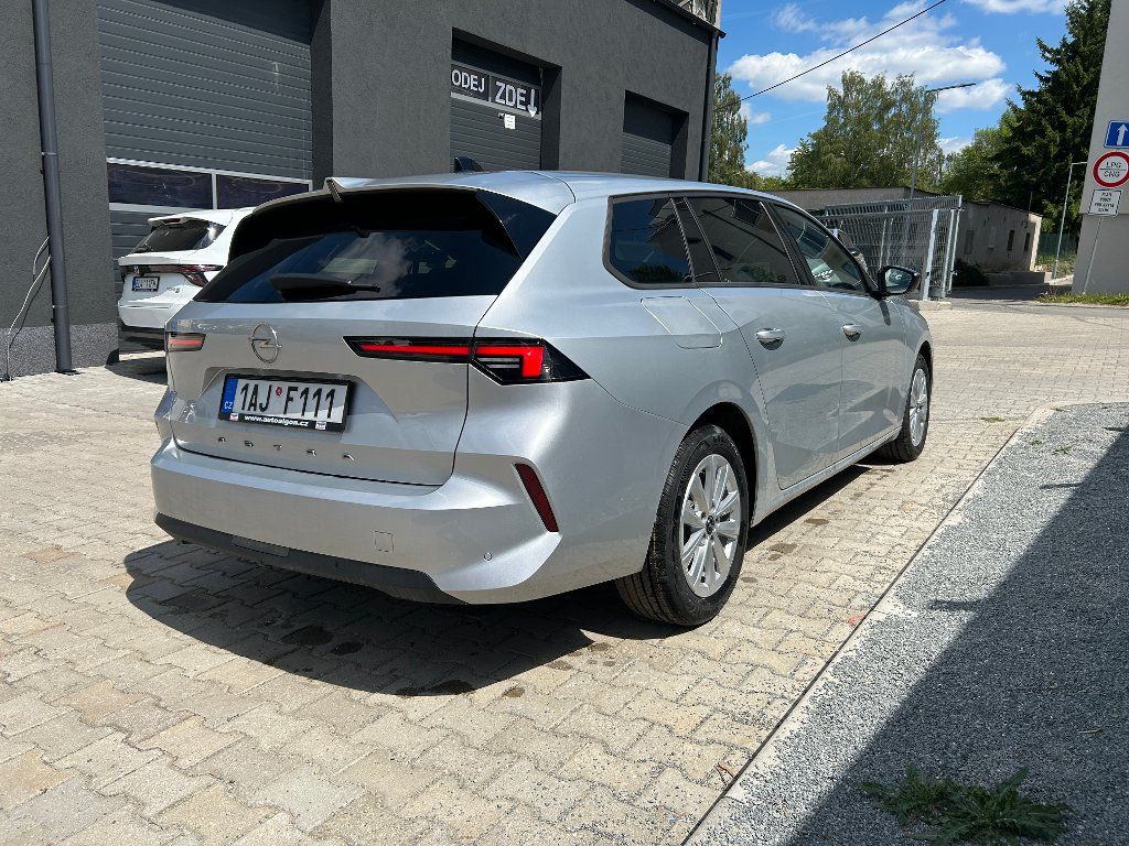 Opel Astra, ST Edition 1,2 Turbo 81kw MT6 - fotka 2